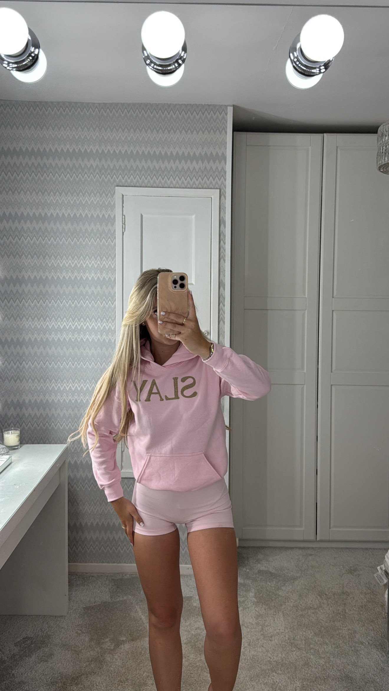 Slay hoodie💕🫶🏽