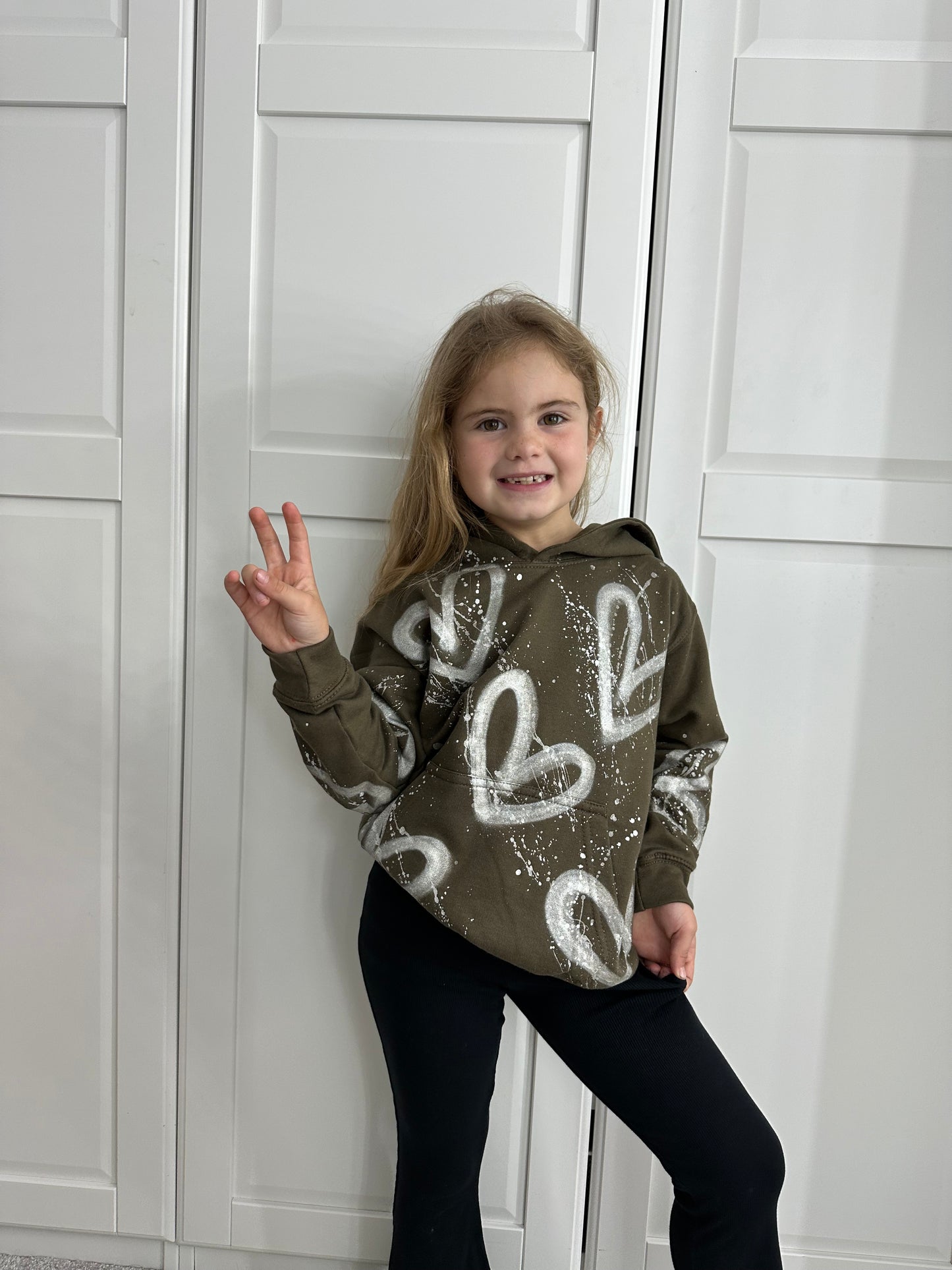 Kids khaki hoodie💚✌🏼