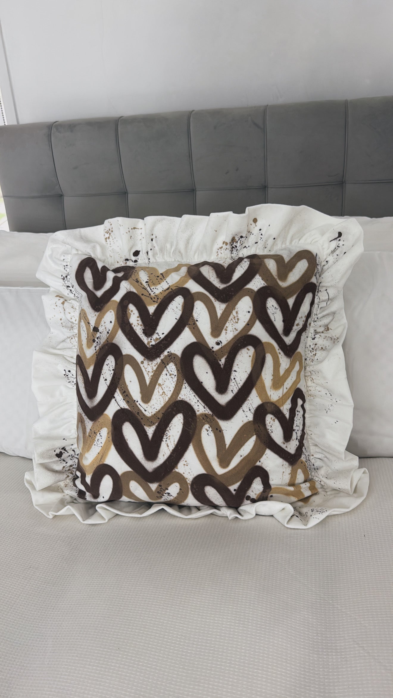 Beige heart pillow case💫🫶🏽