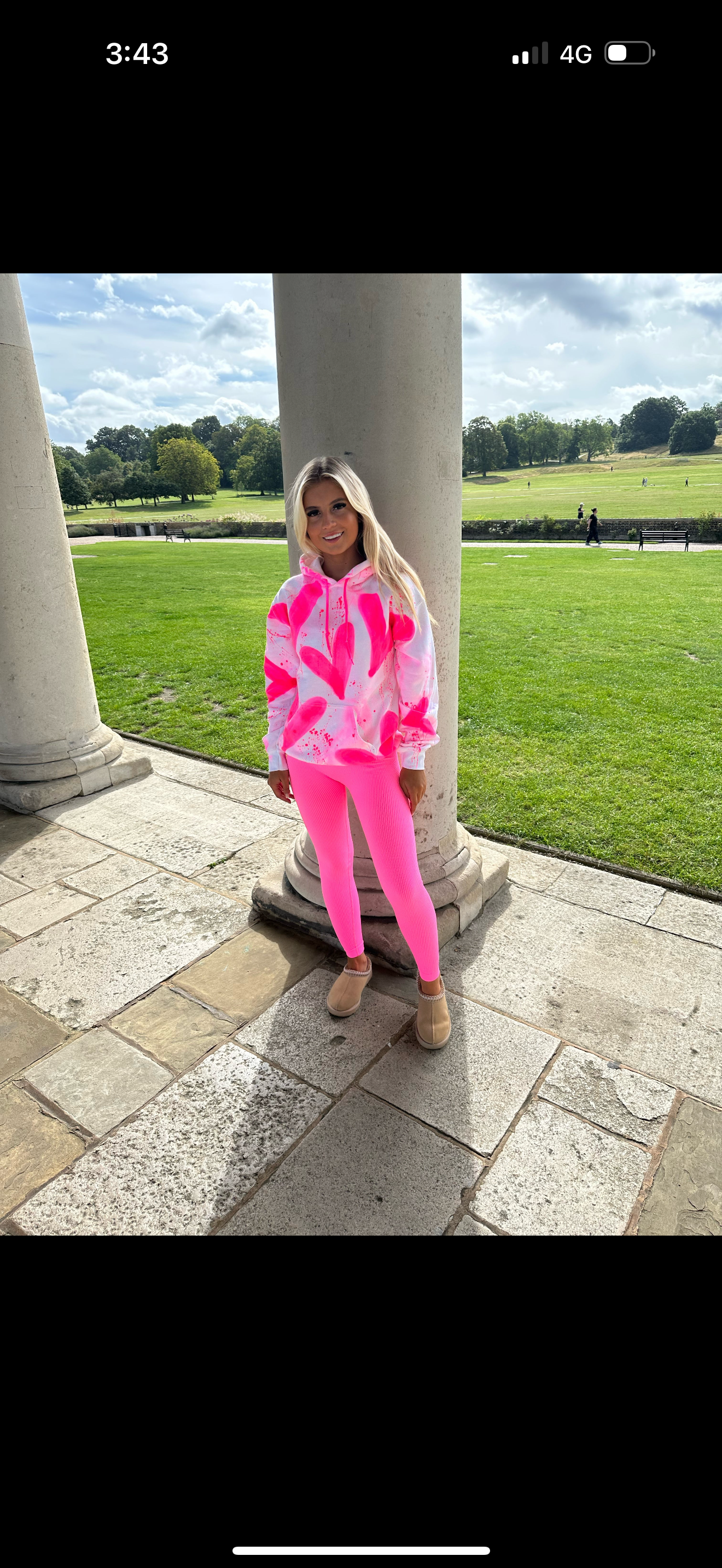 Kids neon heart hoodieđź’•