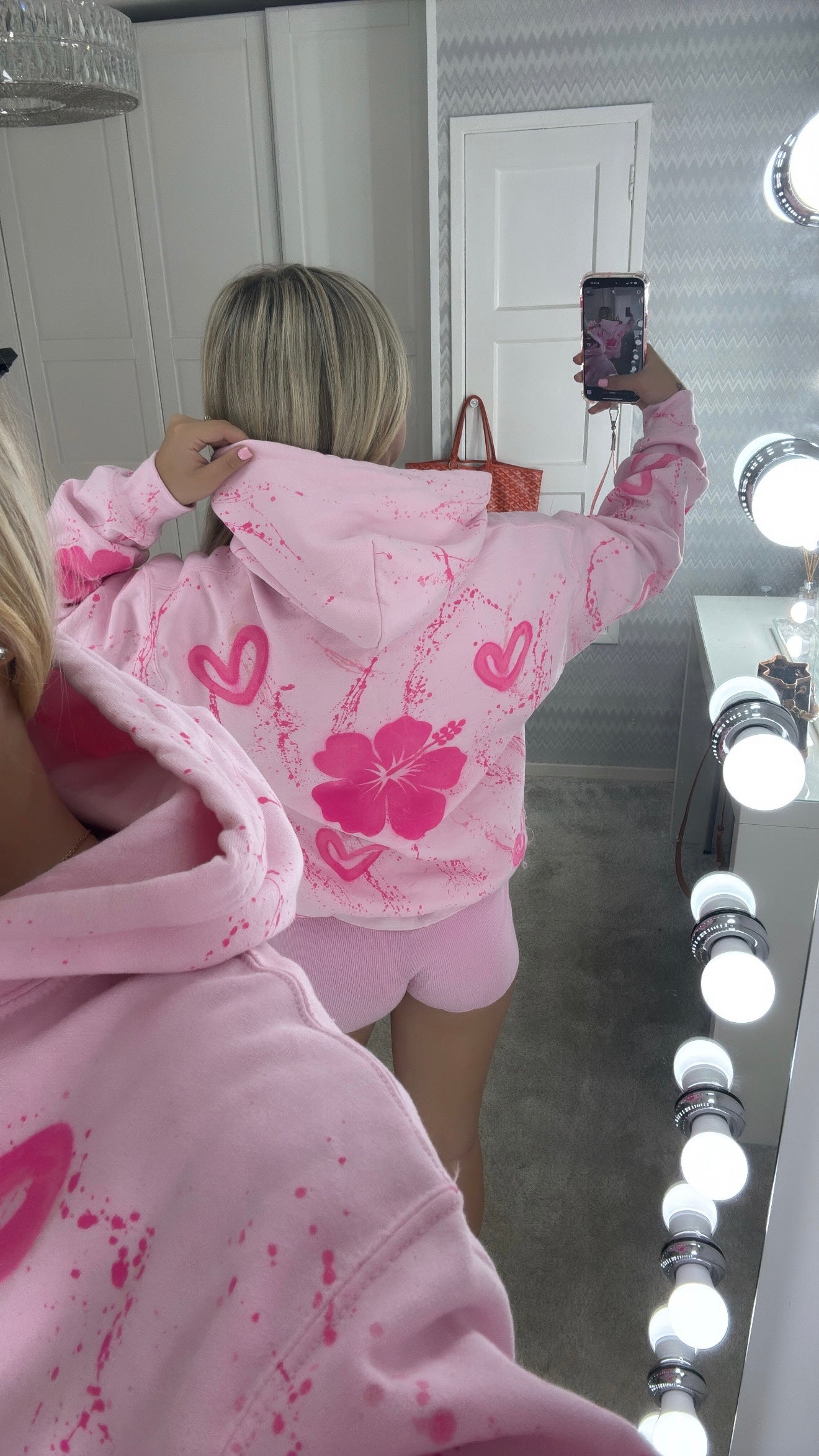 Pink flower hoodie🌸