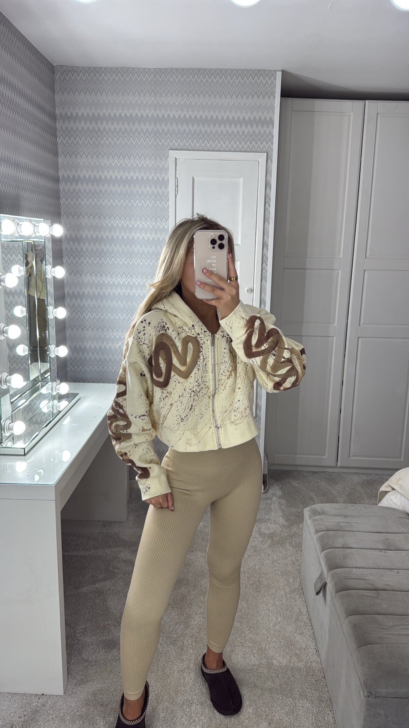 Beige cropped hoodie π»π€