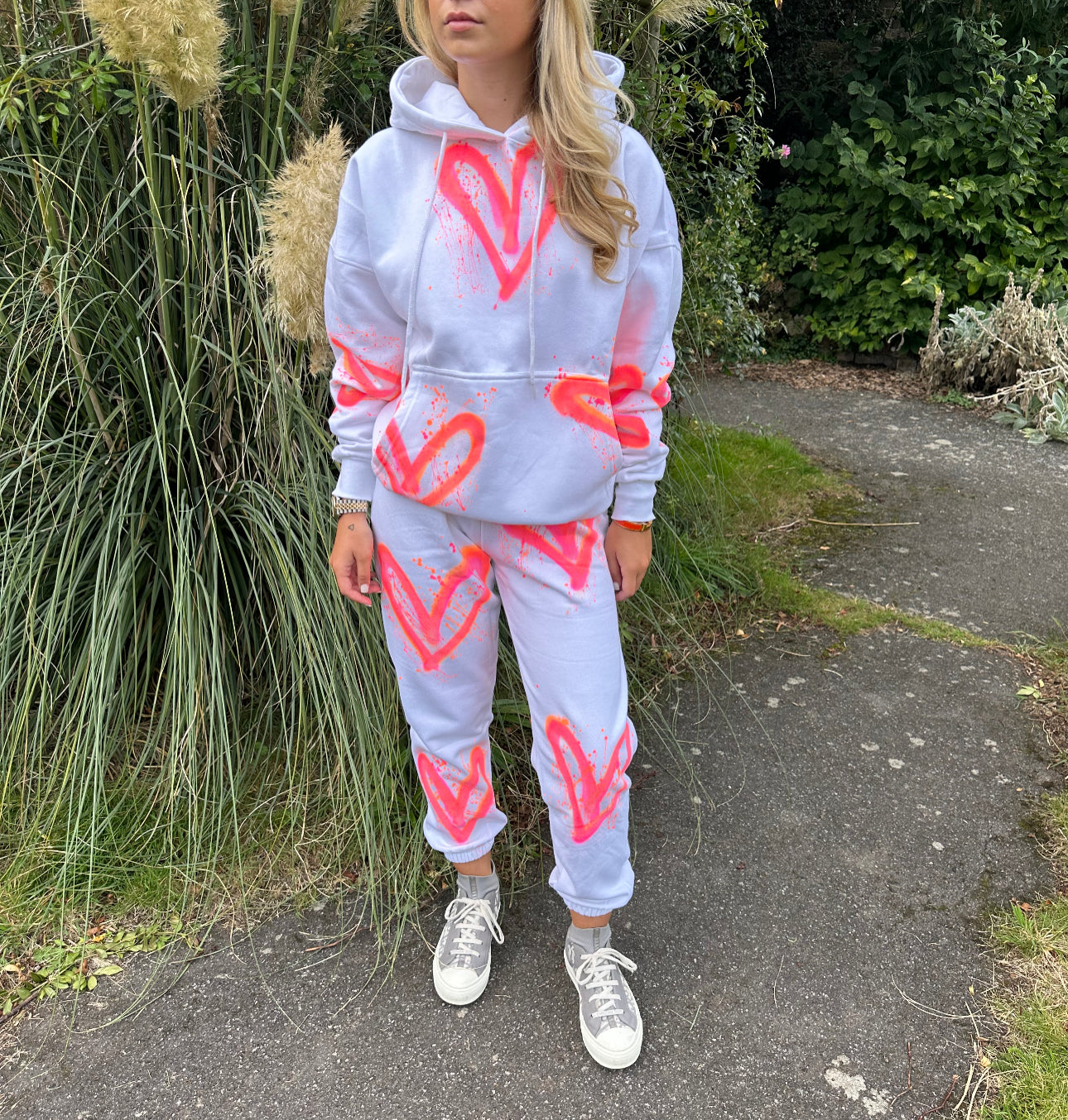 Neon heart tracksuitš¤