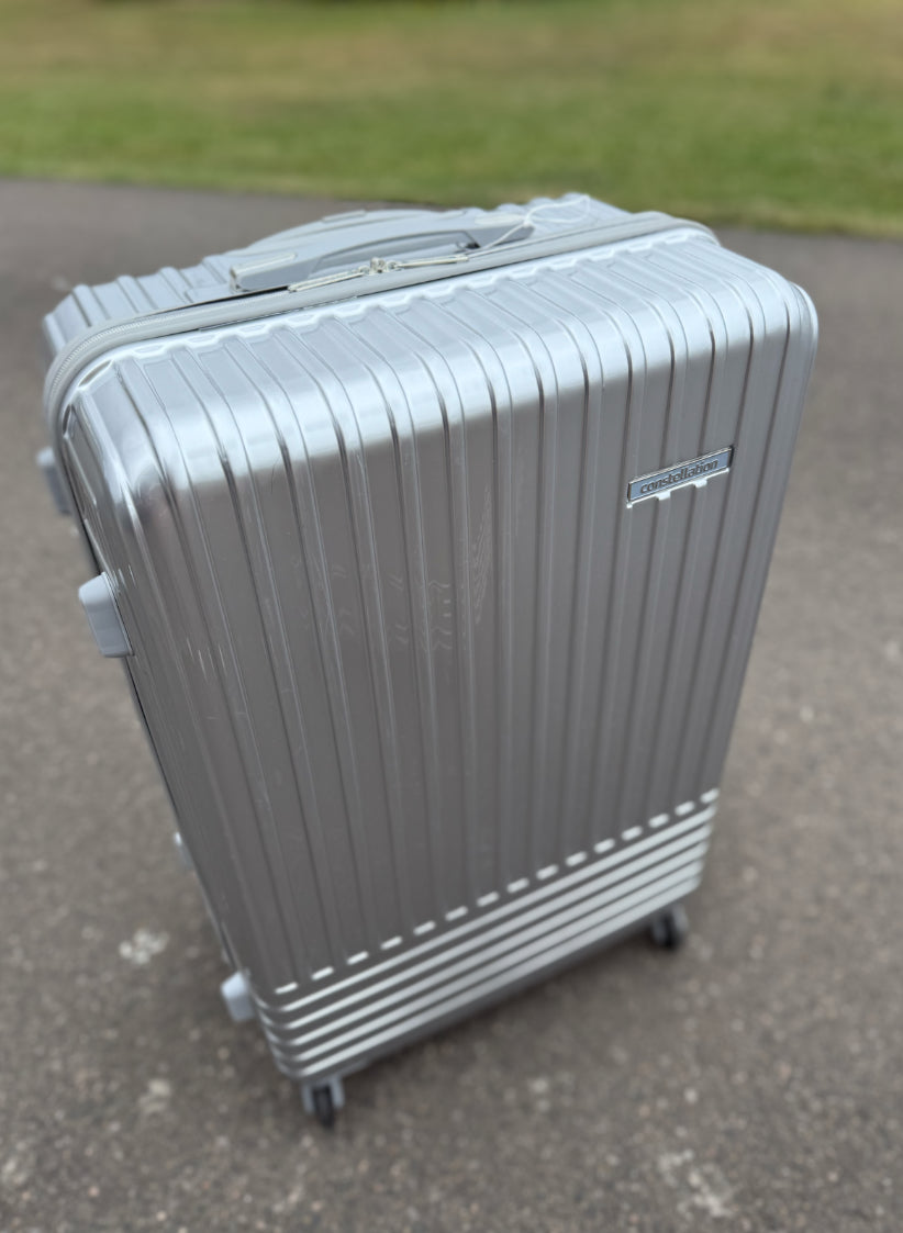 (2-3 days dispatch time) Create your own silver suitcase🪩🩶🫶🏽
