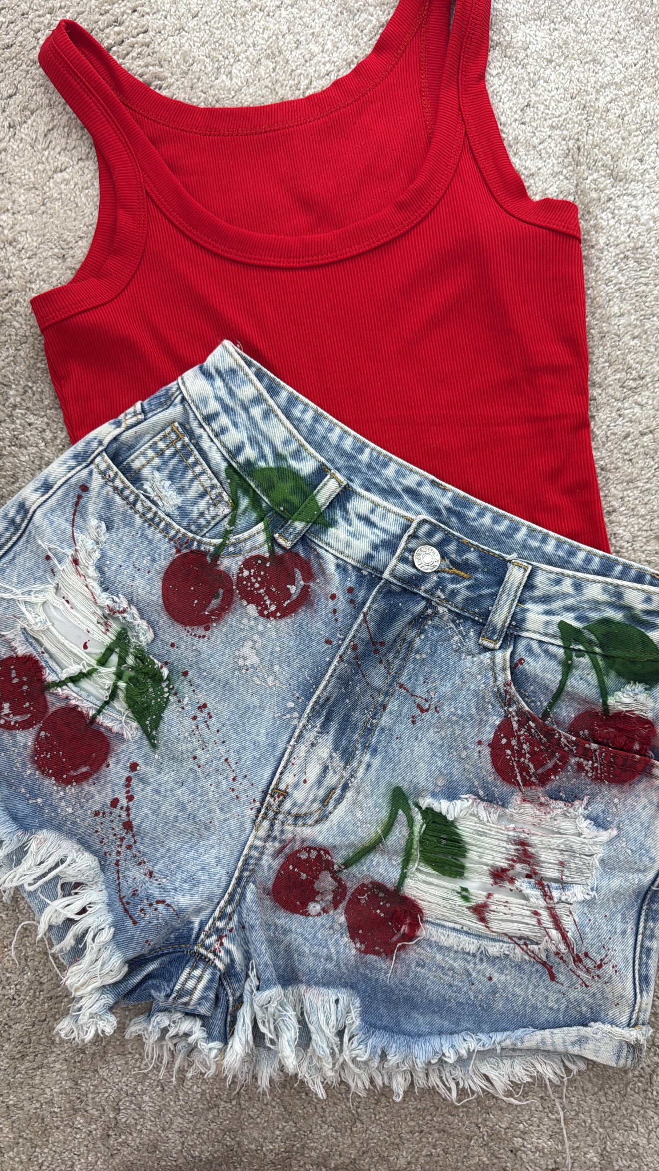 Crazy cherry shorts 🍒🍒🍒🍒