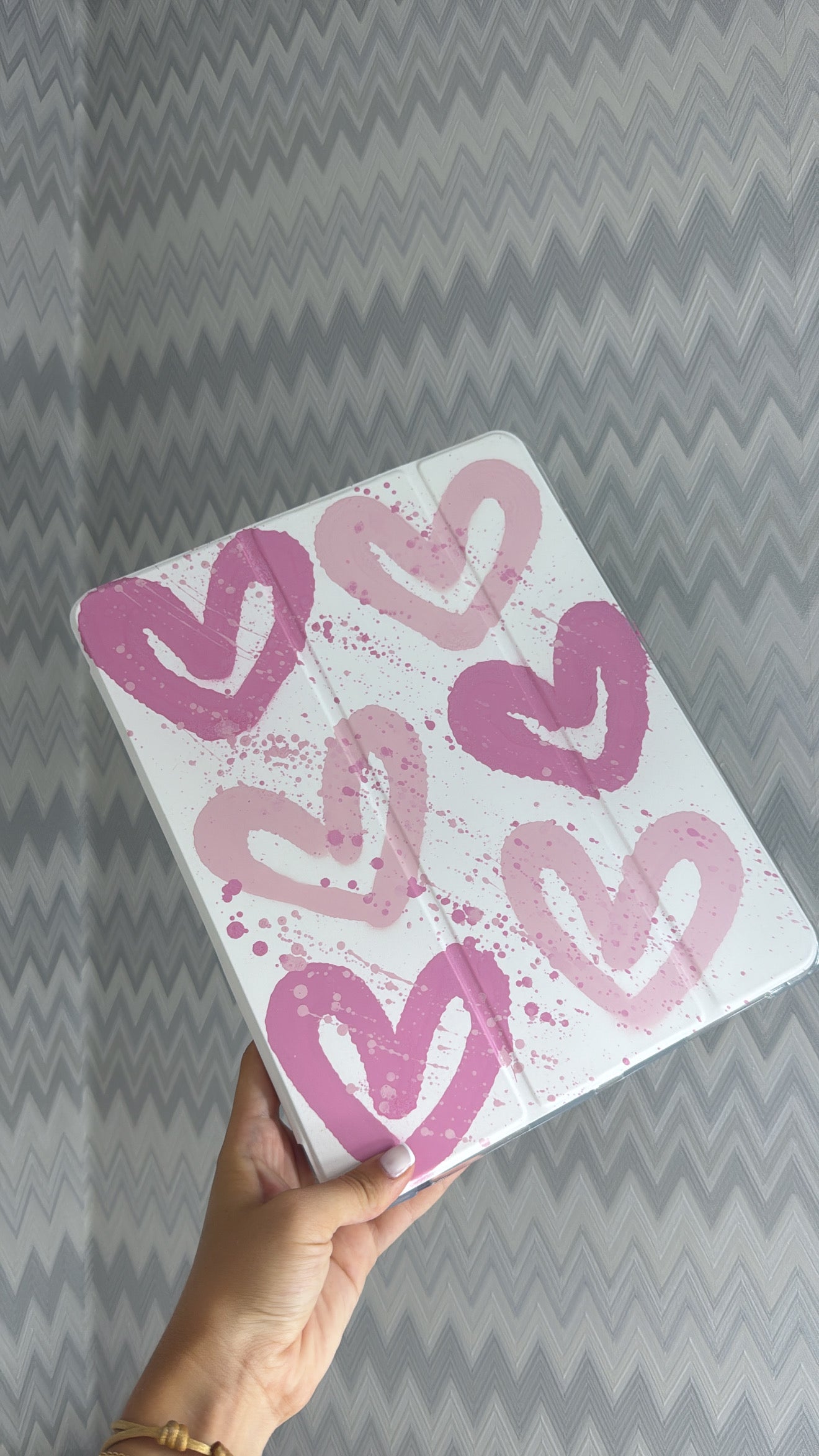 Pink heart iPad case🩷
