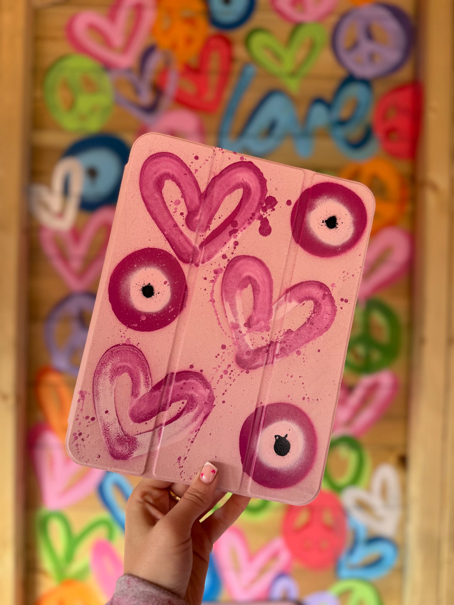 Pink eye iPad case🩷🧿