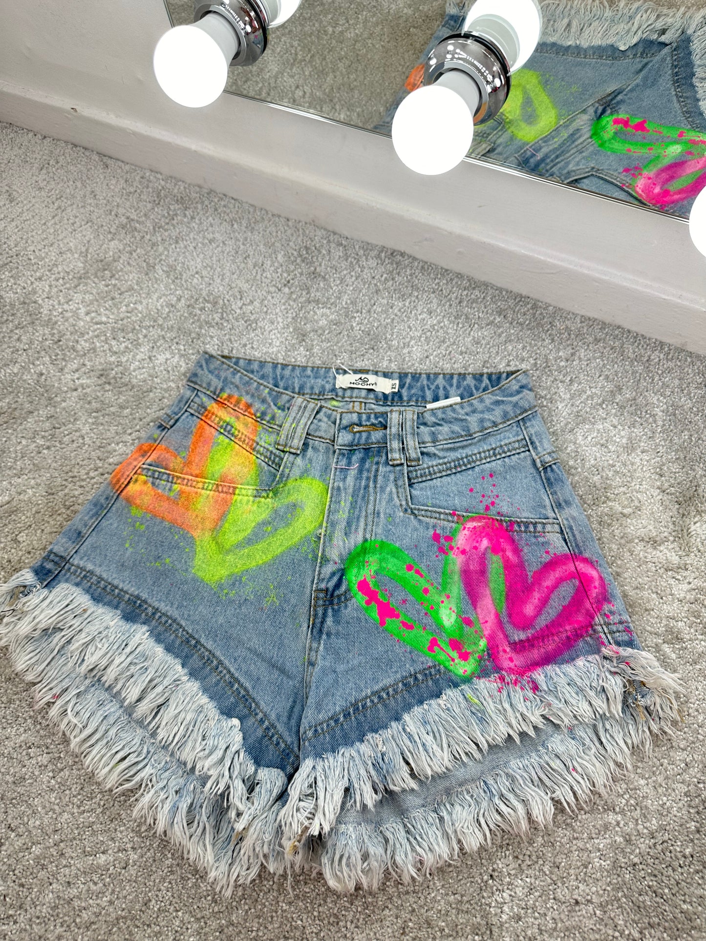 Neon heart shorts🫶🏽