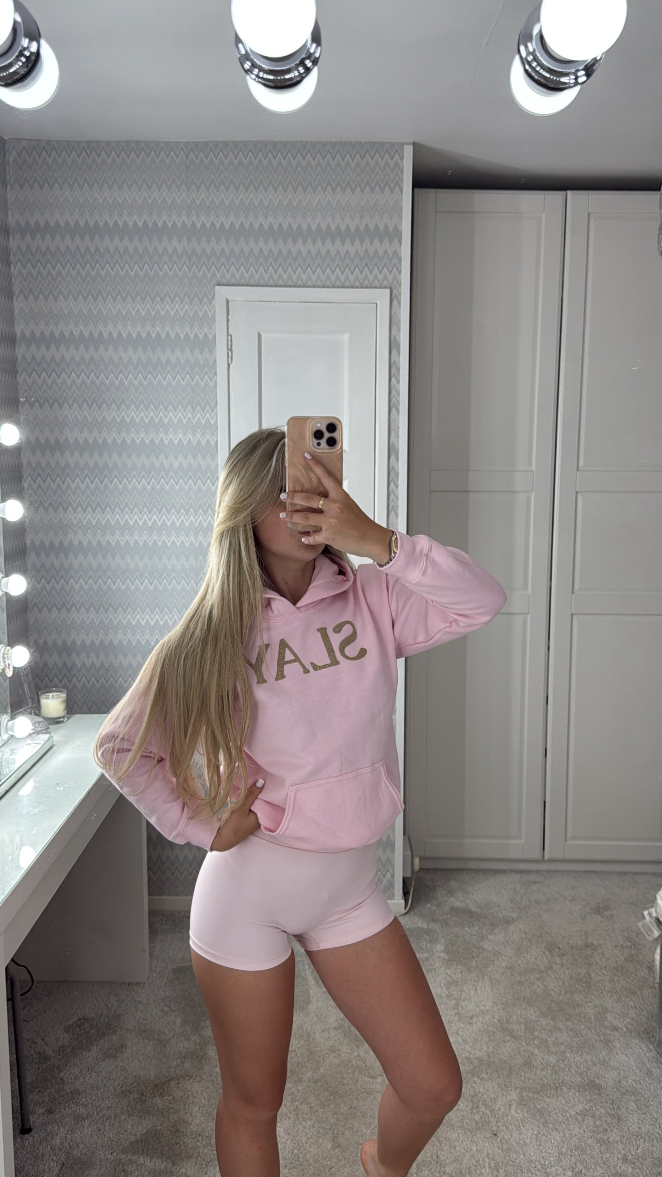 Slay hoodie💕🫶🏽