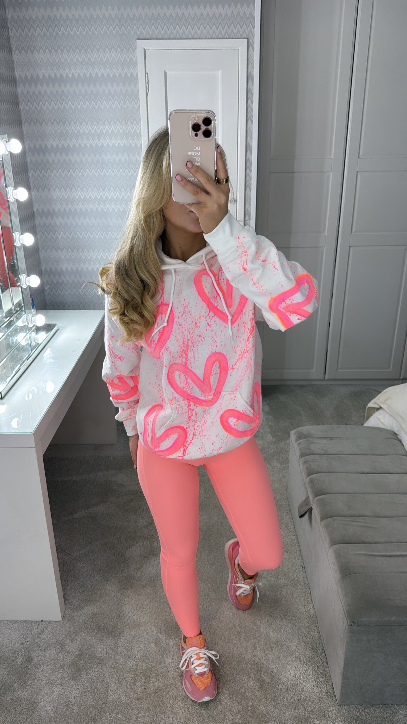 Neon heart legging set🌟