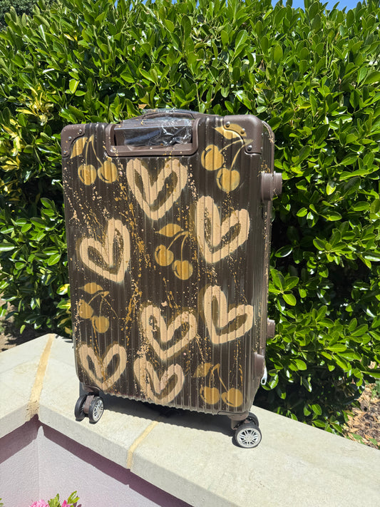 Brown heart suitcase🐻🥥🤎