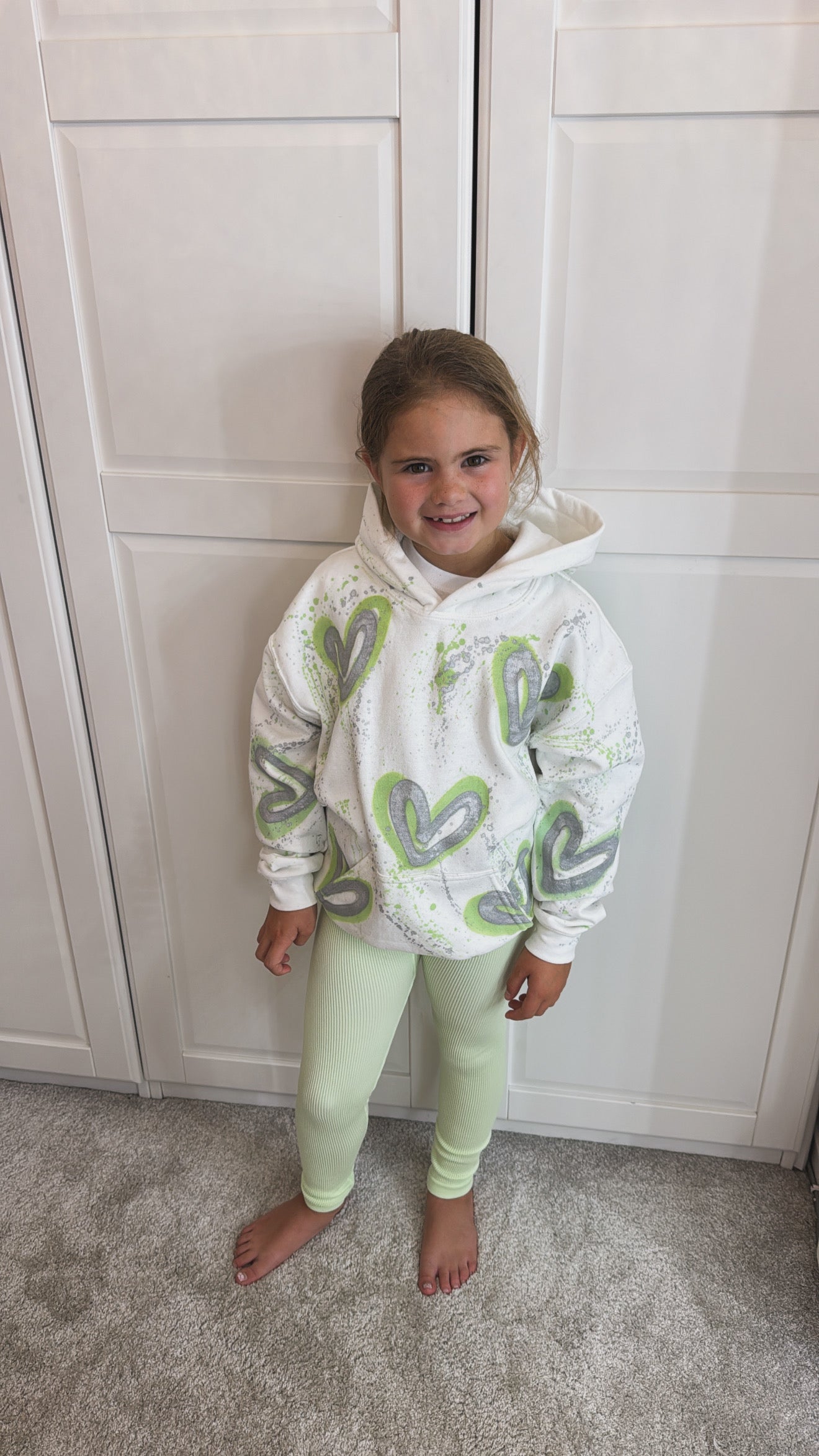 Kids lime heart hoodie💫
