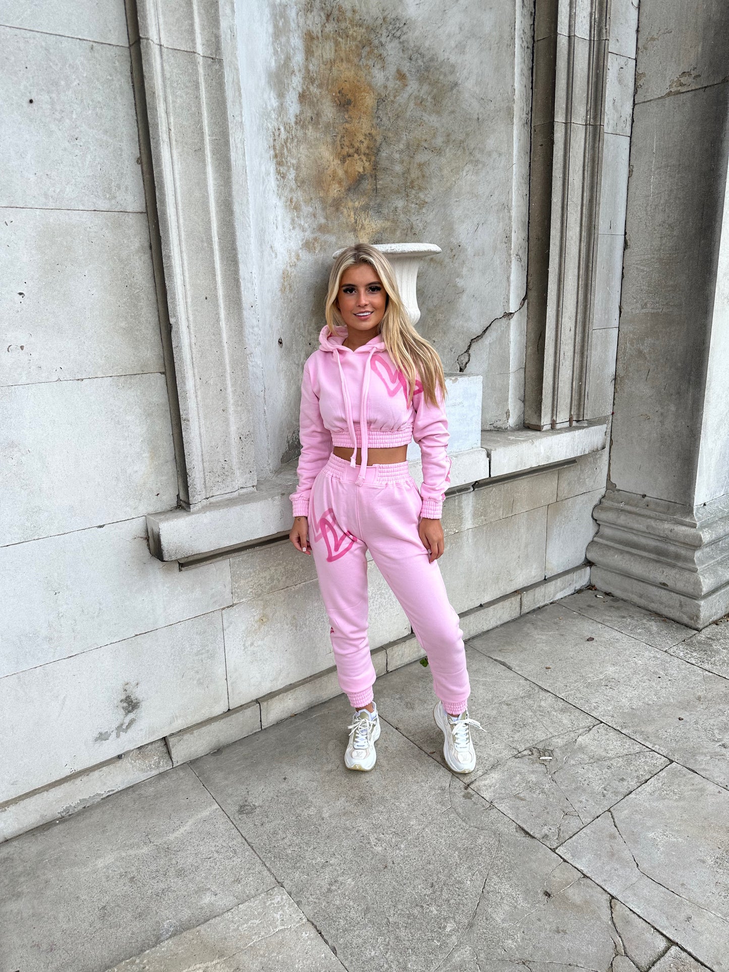 Pink cropped heart tracksuit🙌🏼💗