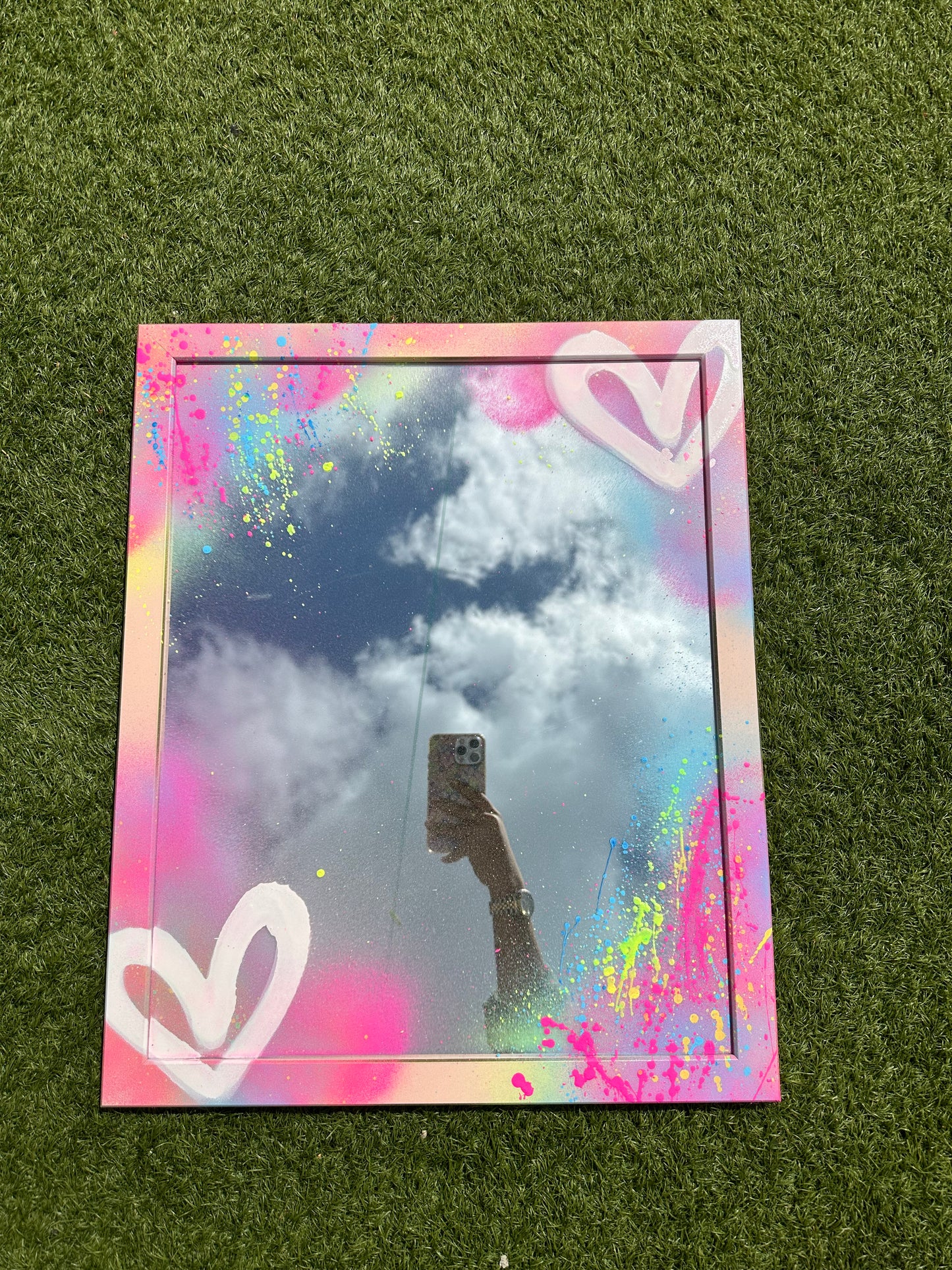 Crazy heart mirror ✌🏼💙🩷💚🩵💜