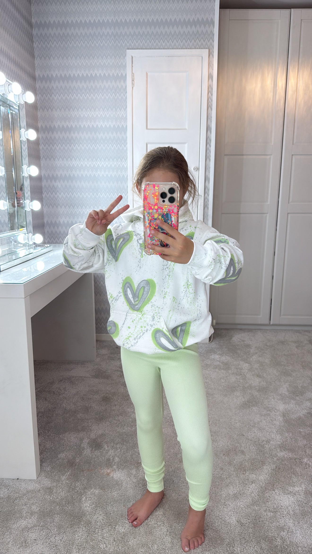 Kids lime heart hoodie💫