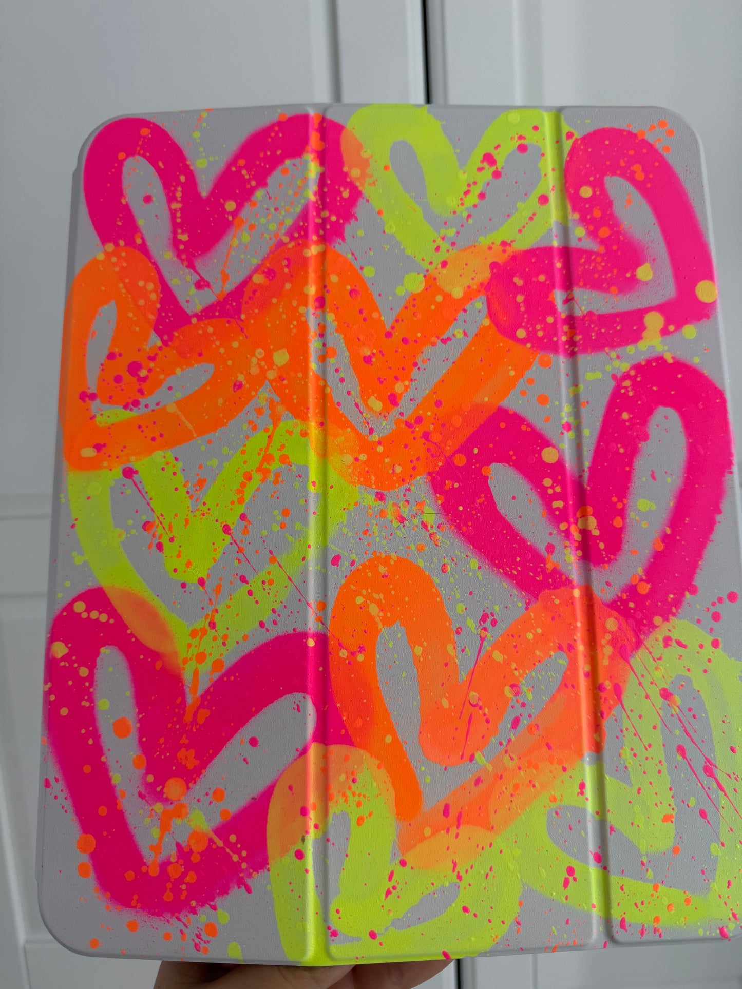 Neon heart iPad case✨