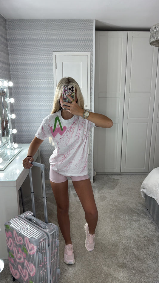 Pink cherry t-shirt 🩷🍒