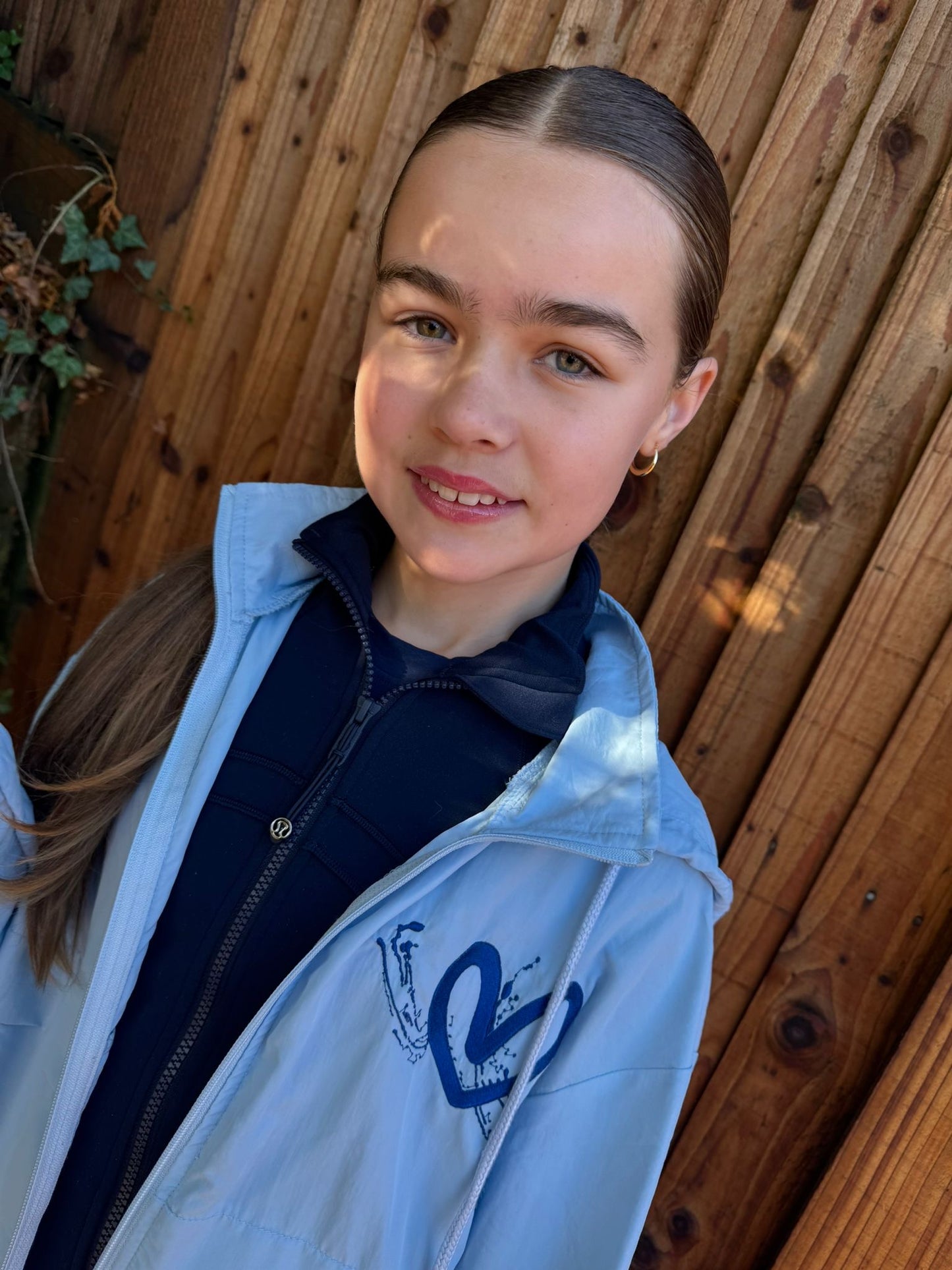 Blue heart windbreaker💙