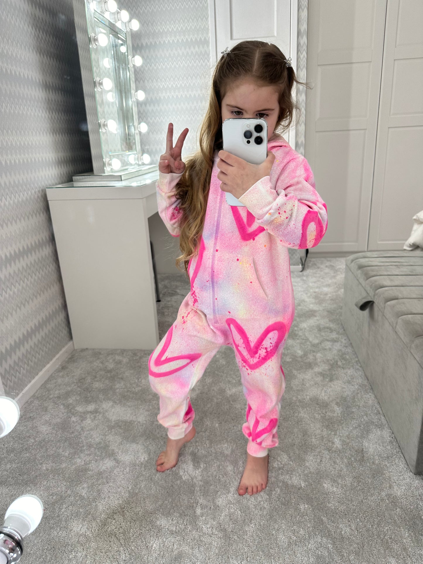 Kids rainbow onesie🌴🪩🧿💗🫶🏽