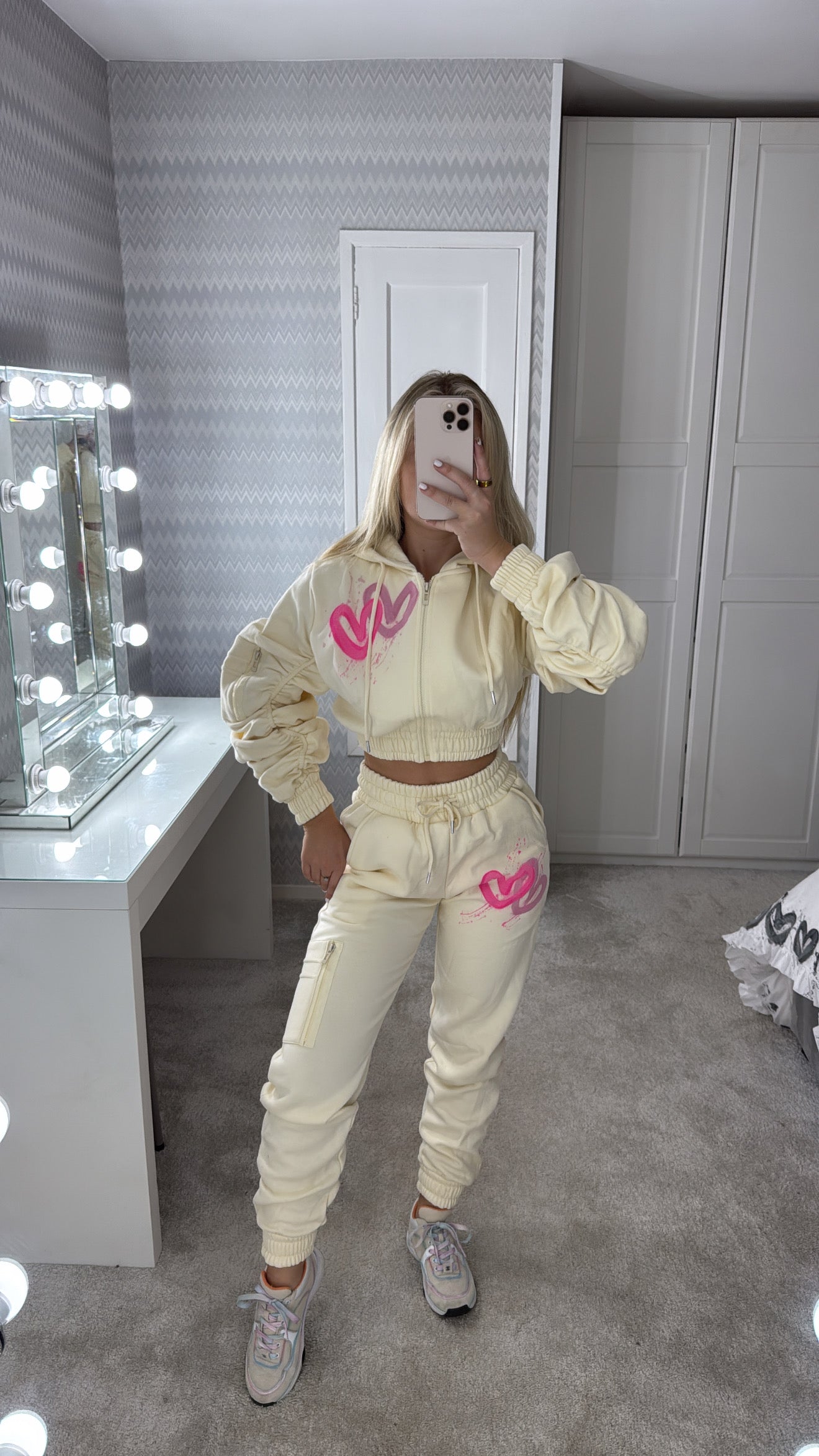 Hot pink heart cropped tracksuit💘