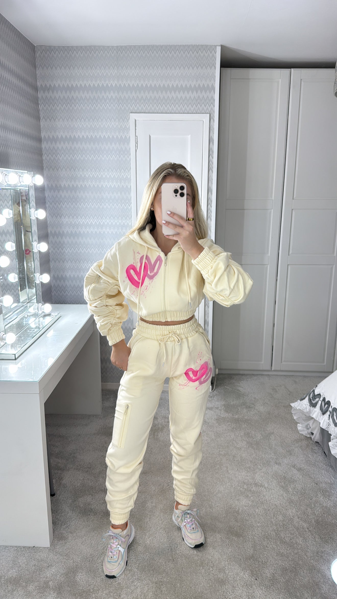 Hot pink heart cropped tracksuit💘