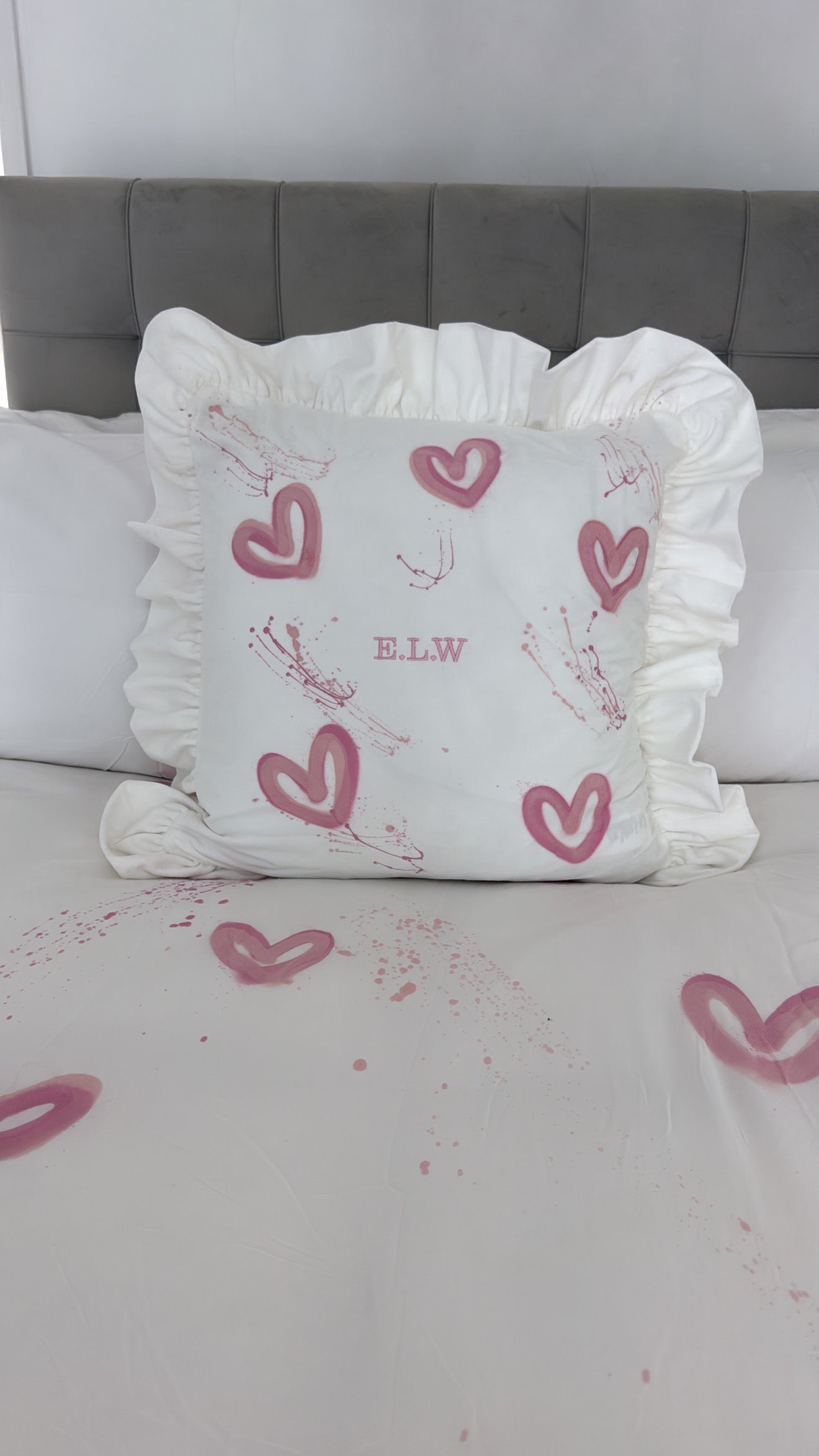 Pink embroidered pillow case🩷