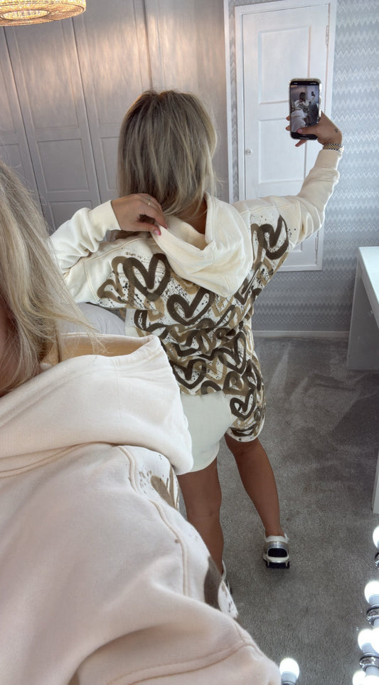 Kids beige short set🫶🏽