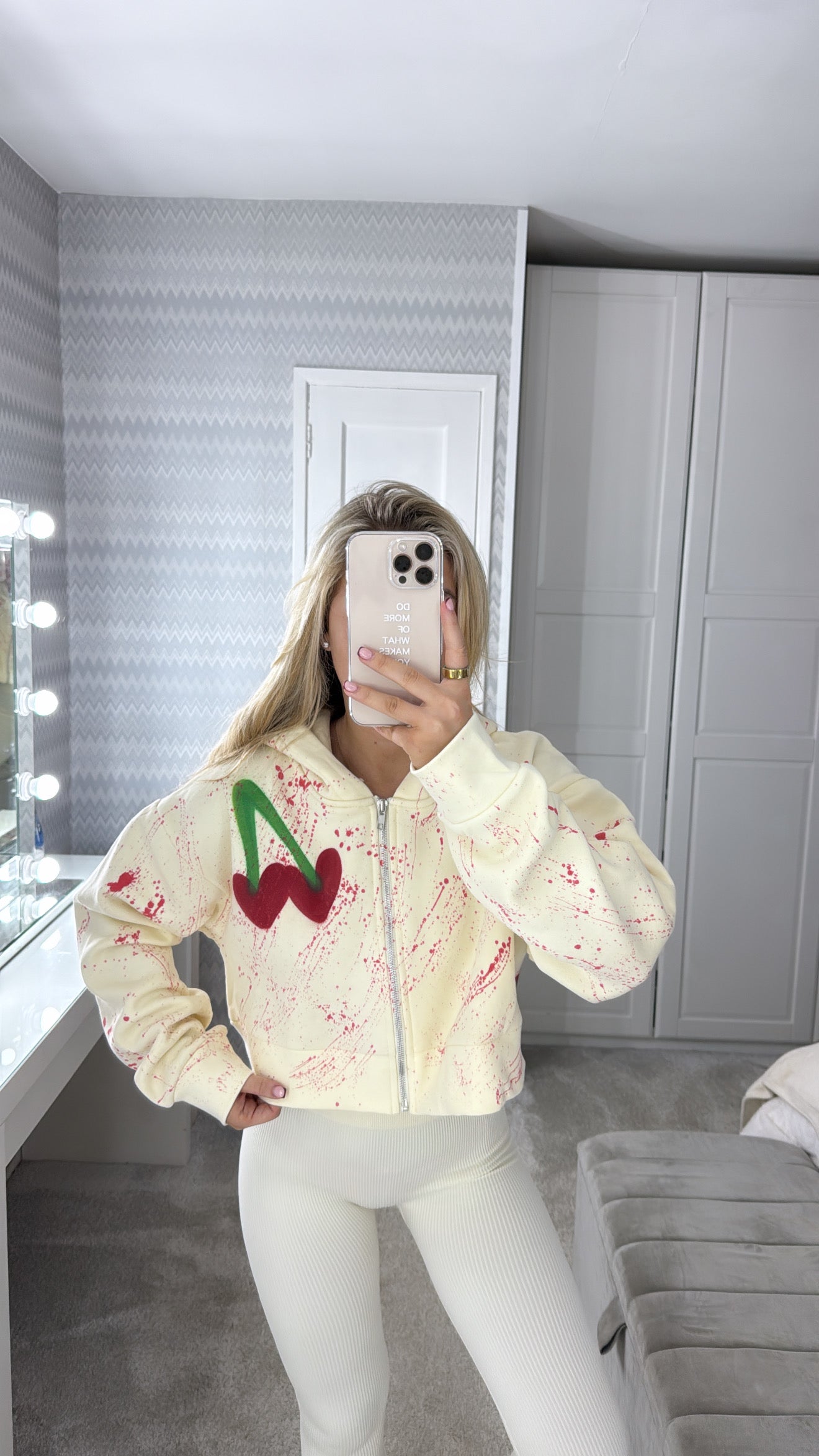 Cherry cropped hoodie🍒❤️