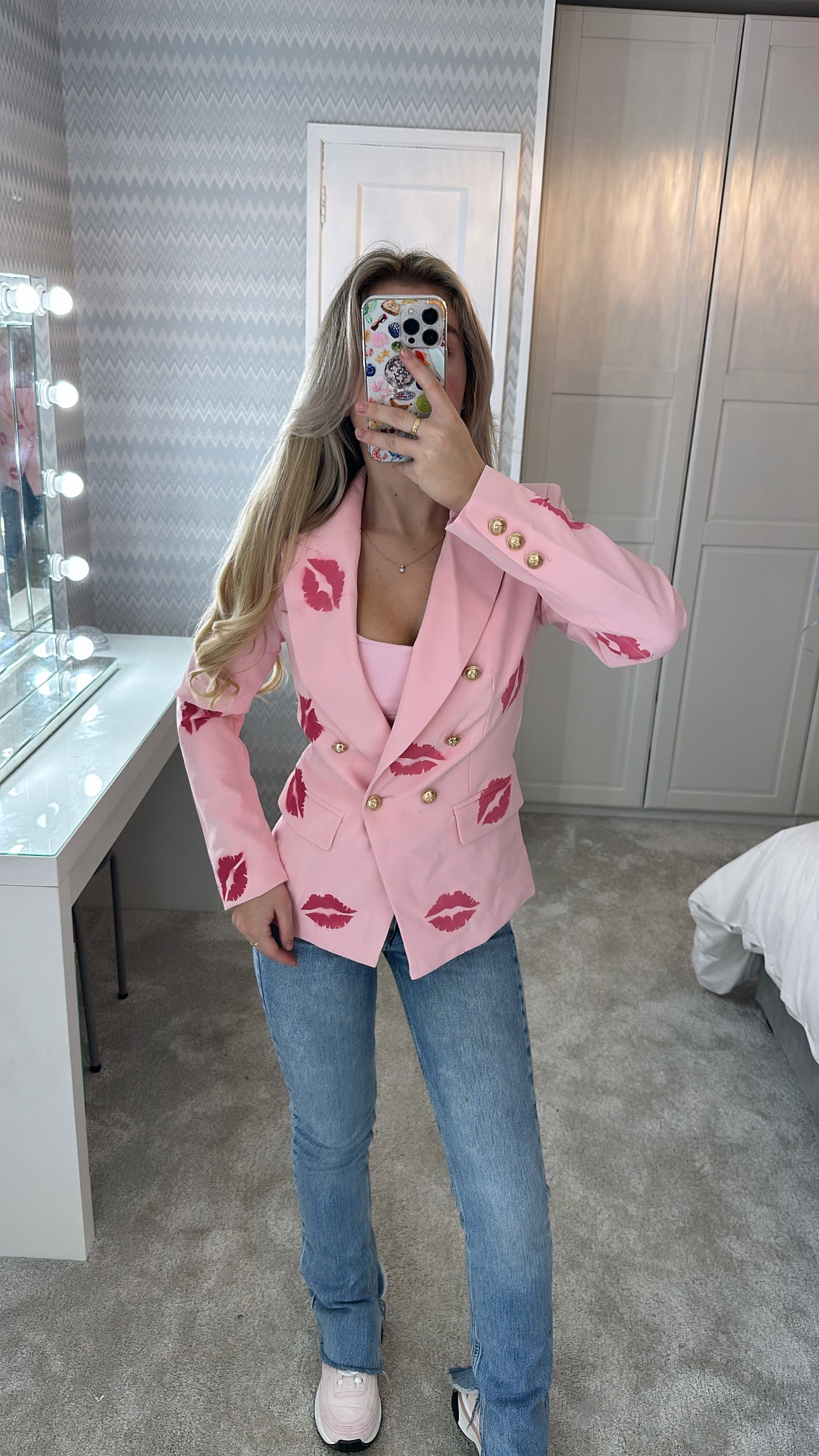 Pink lip blazer🩷💋