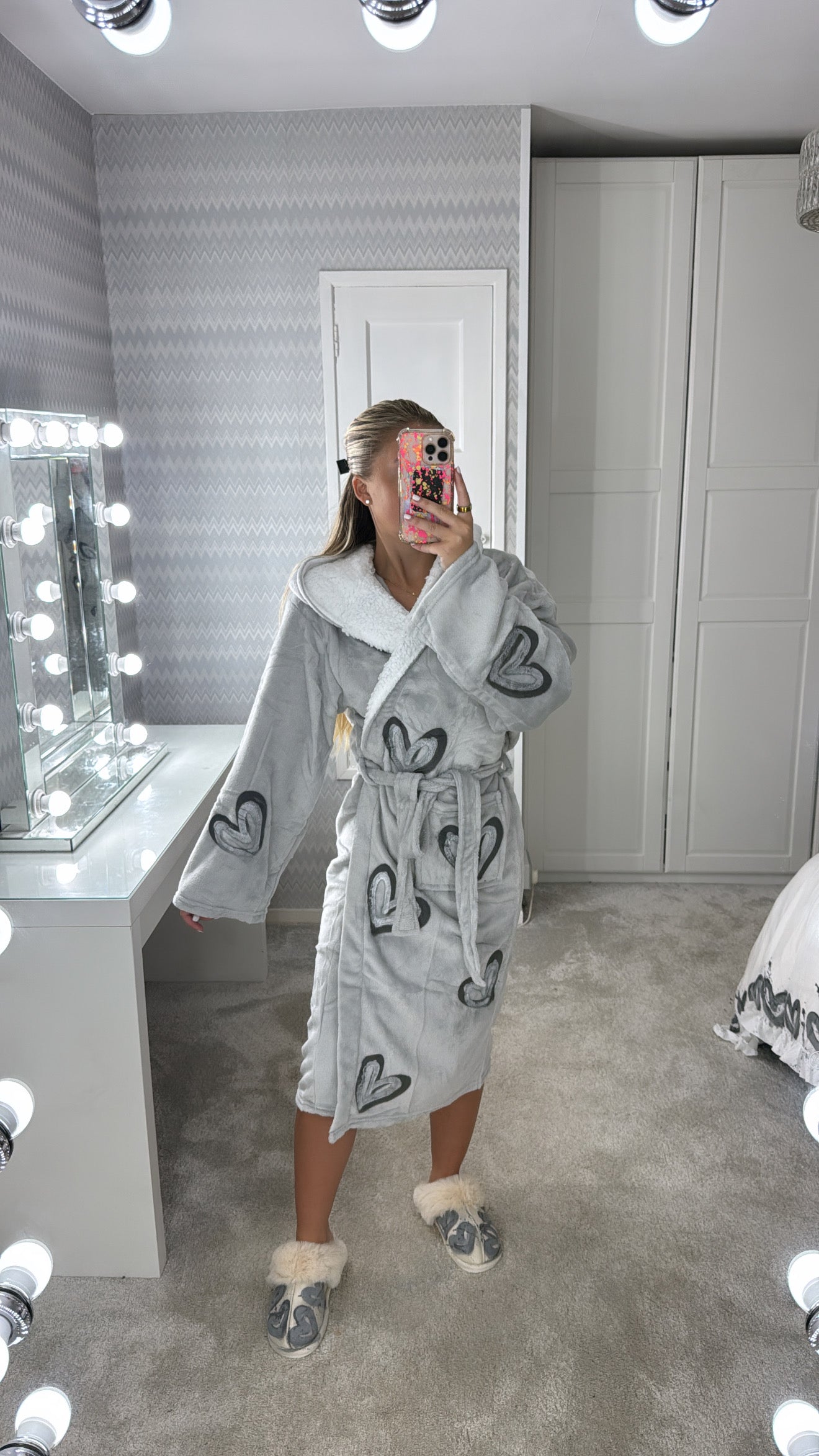 Grey&silver heart dressing gown 🪩🩶