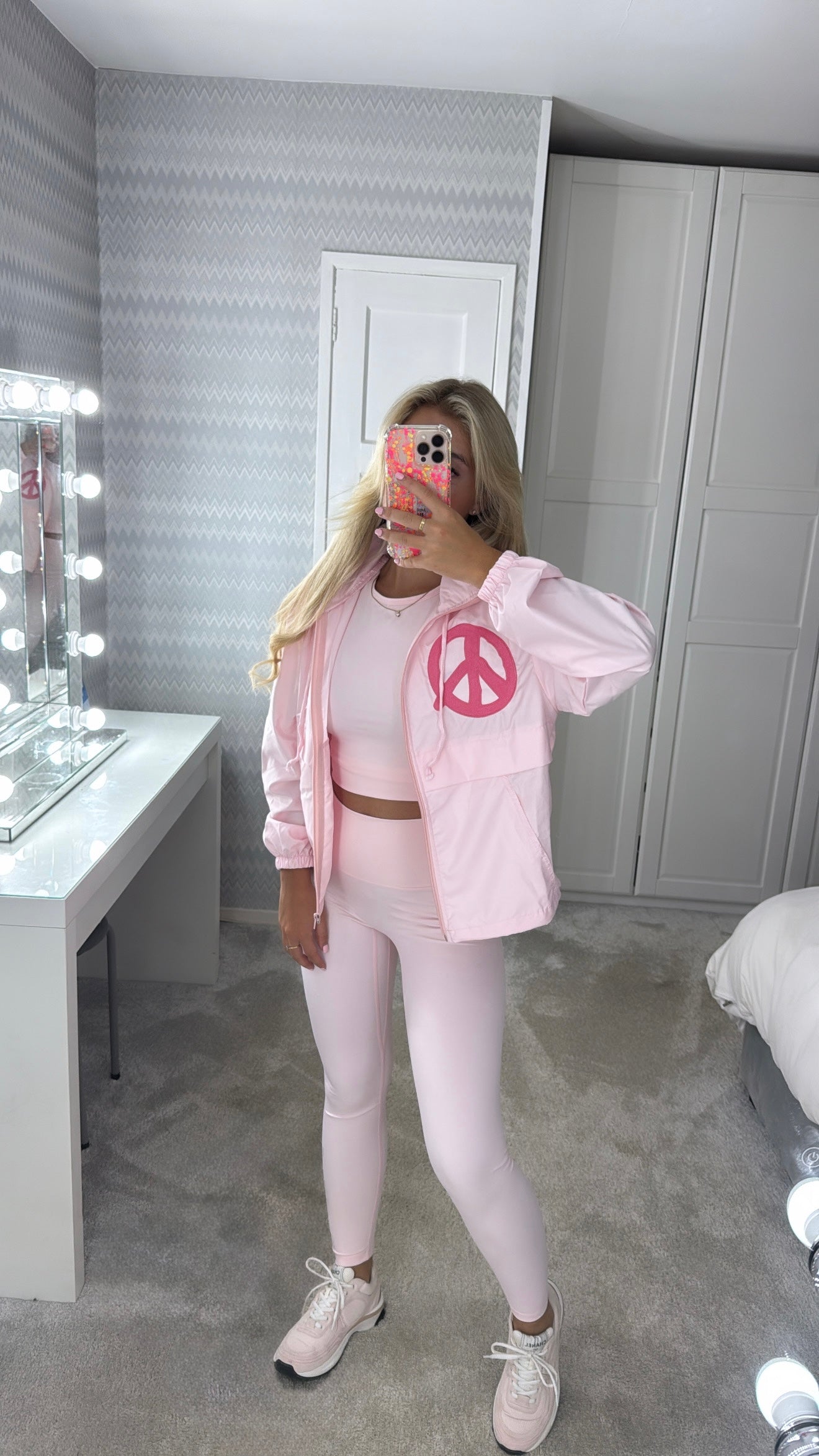 Embroidered pink peace windbreaker 💕