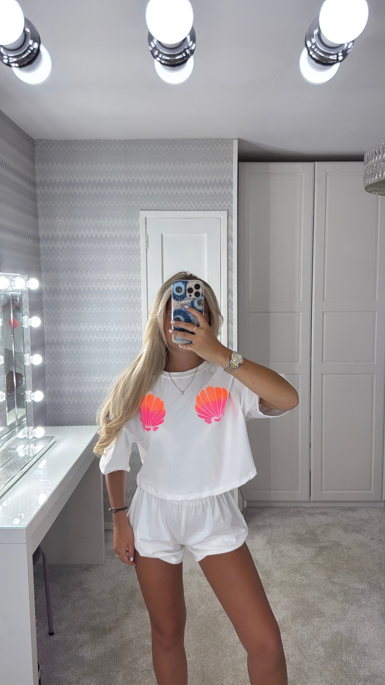 Neon shell lounge set🐚