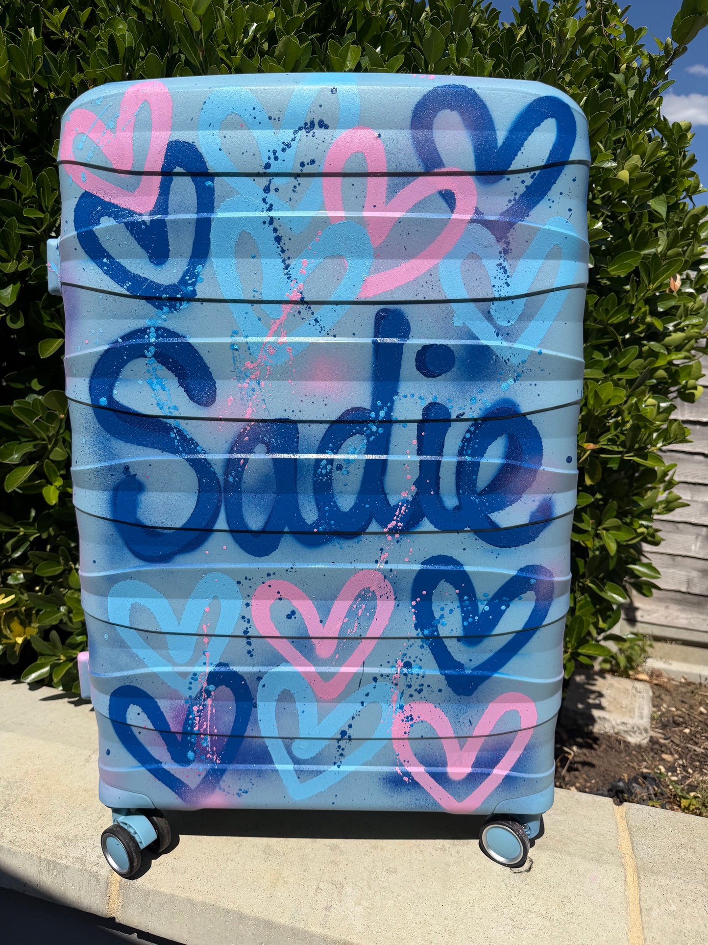 Blue&pink heart suitcase 💙🩵🩷