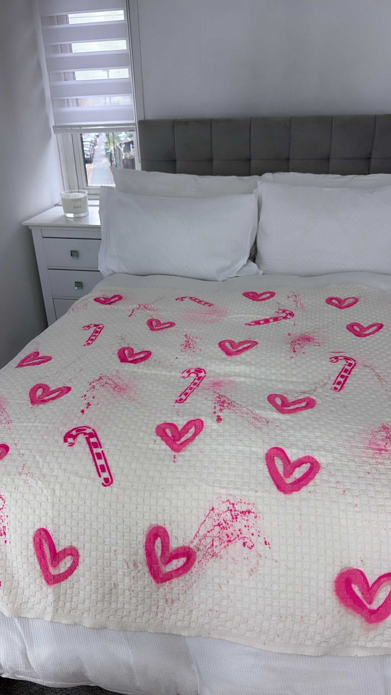 Pink candy cane blanket💘🍭