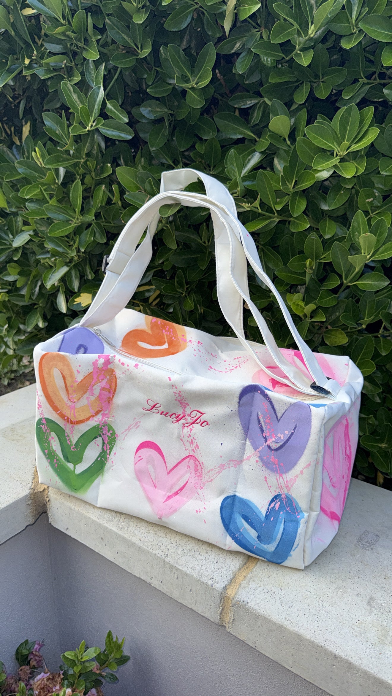 Rainbow heart travel bag🩷💙💚🩵