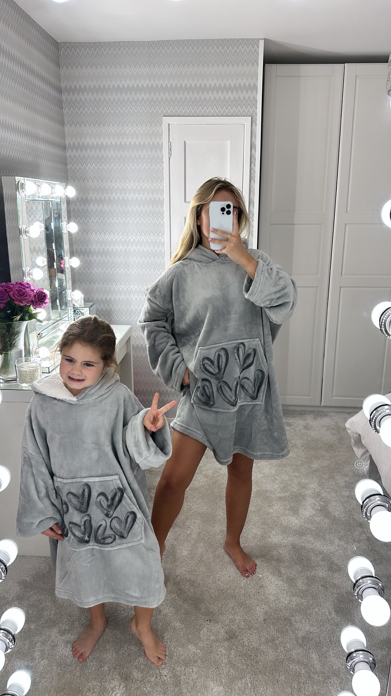 Kids grey blanket hoodie🩶🪩