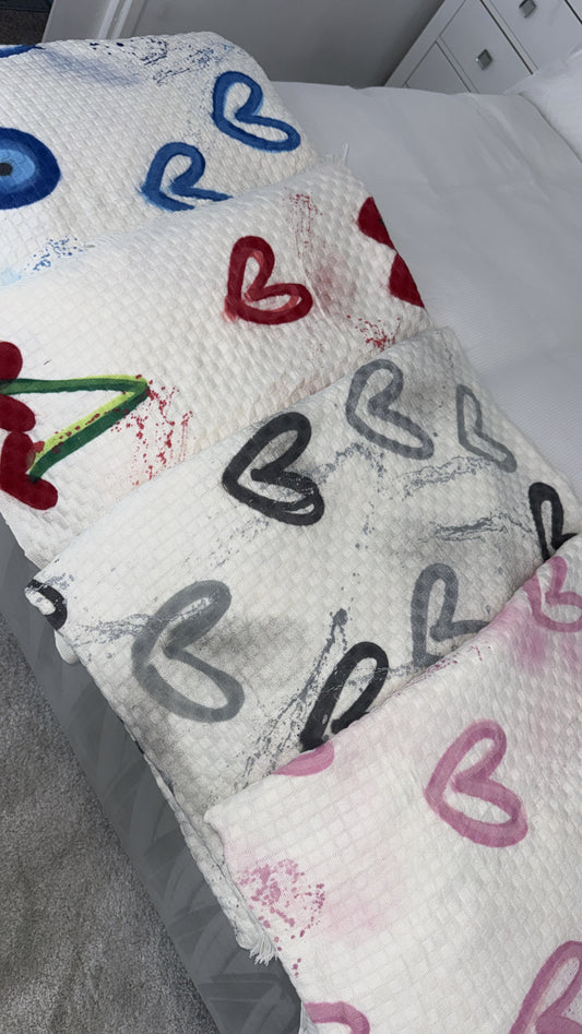 Create your own blanket✨ just add into the note box what you want✨