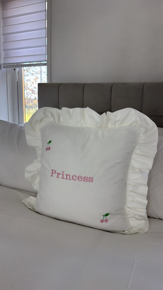 Cherry embroidered pillow case💕🍒