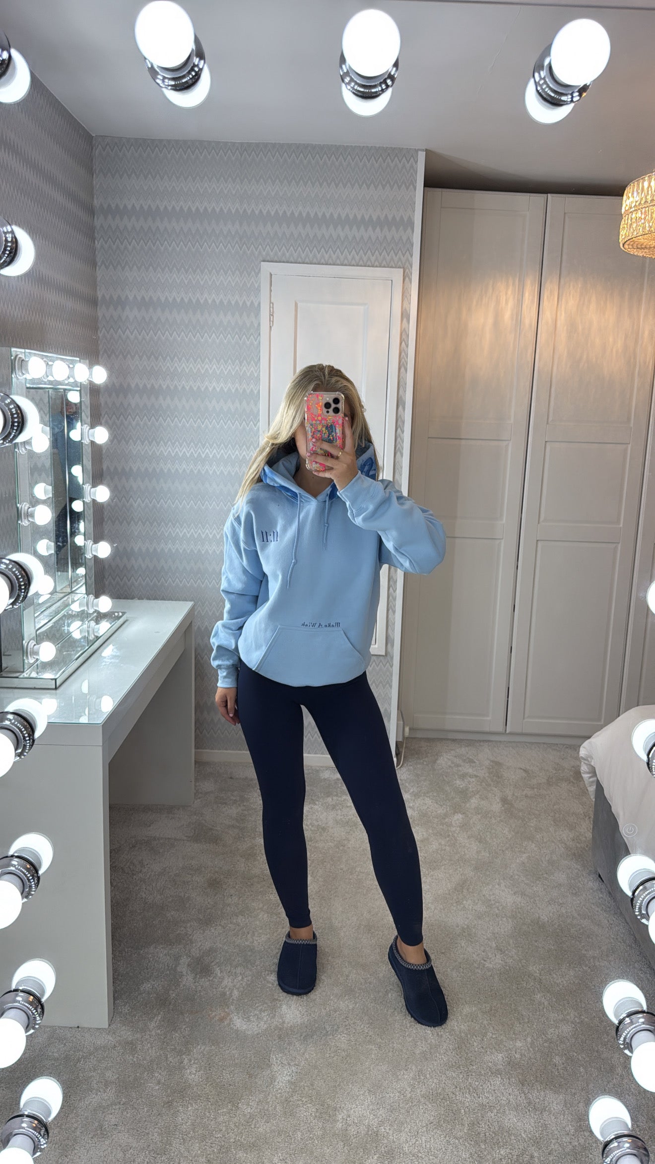 ‘11:11 make a wish’ hoodie 💙🧿🩵