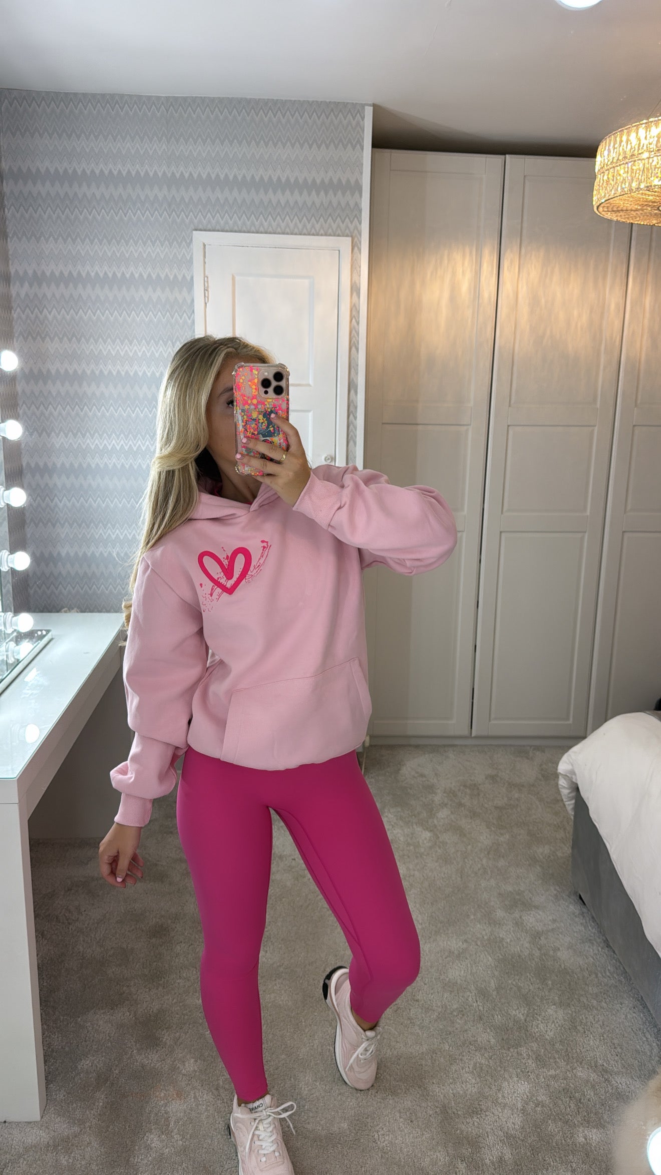 Pink embroidered heart hoodie💕