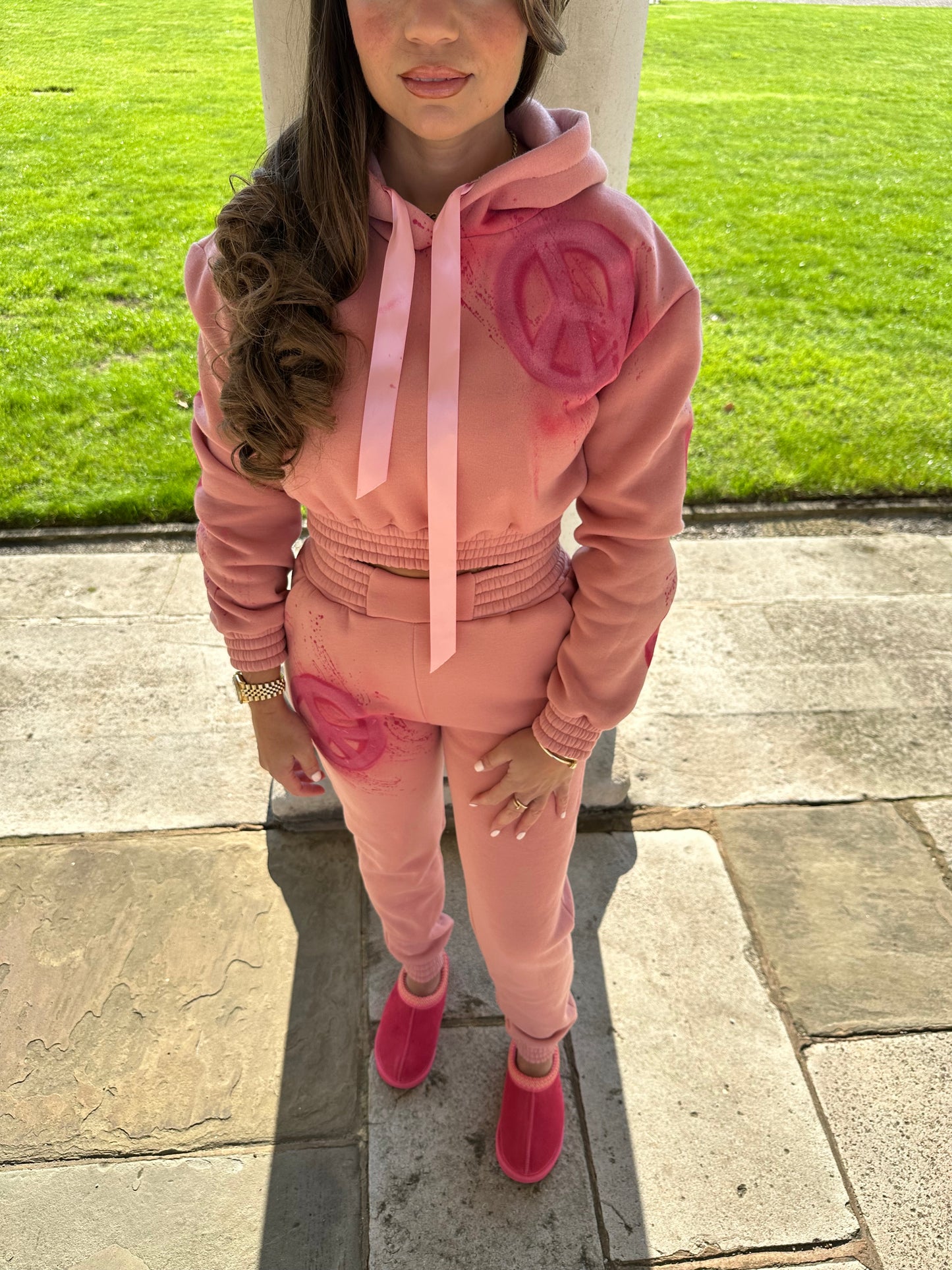 Pink peace crop tracksuit🩷✌🏼