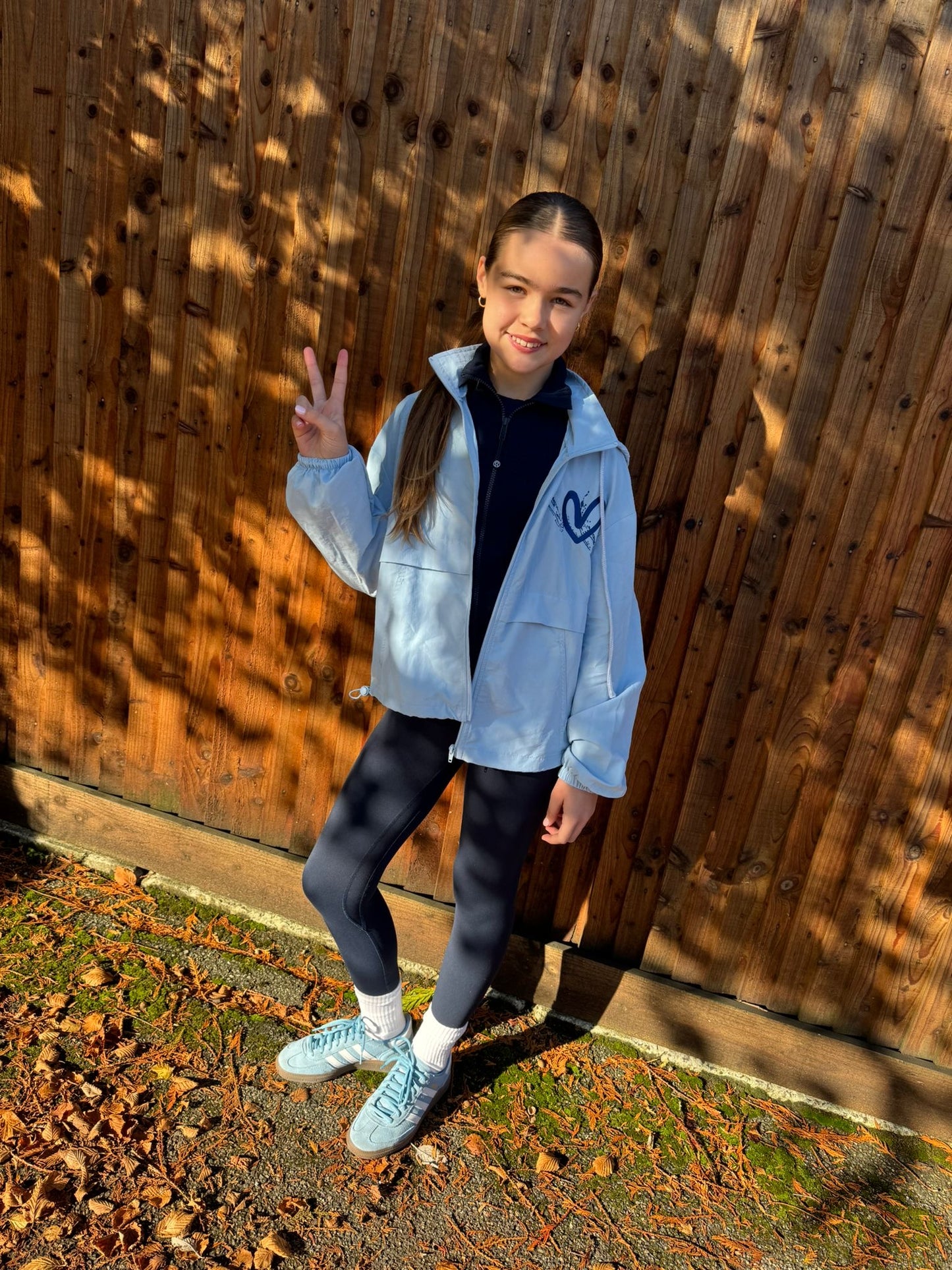 Blue heart windbreaker💙