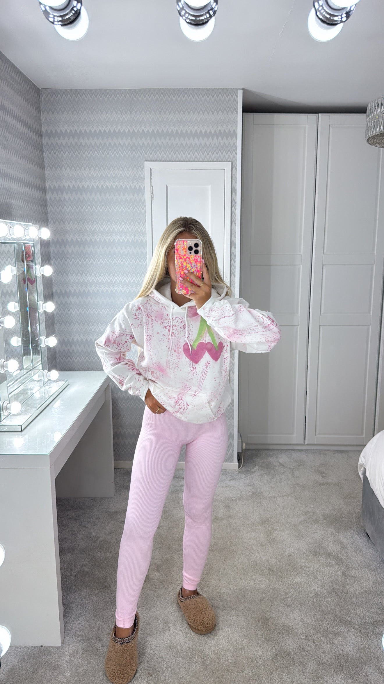 Pink cherry hoodie💕