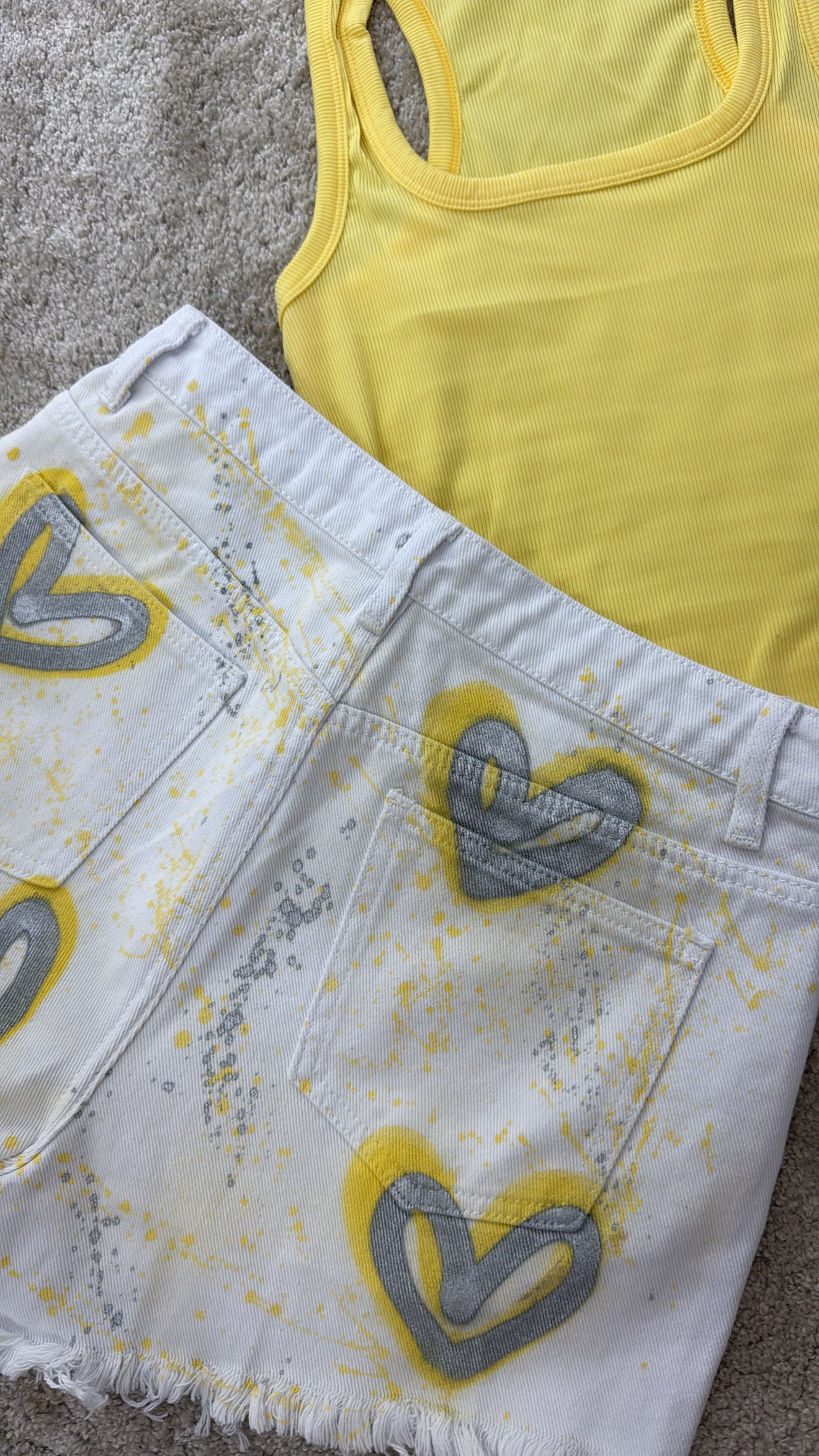 Yellow vest&short set✨💫