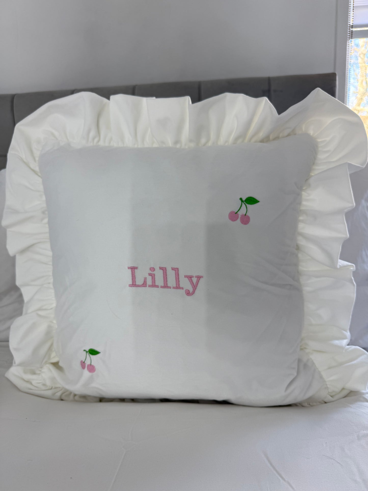 Cherry embroidered pillow case💕🍒