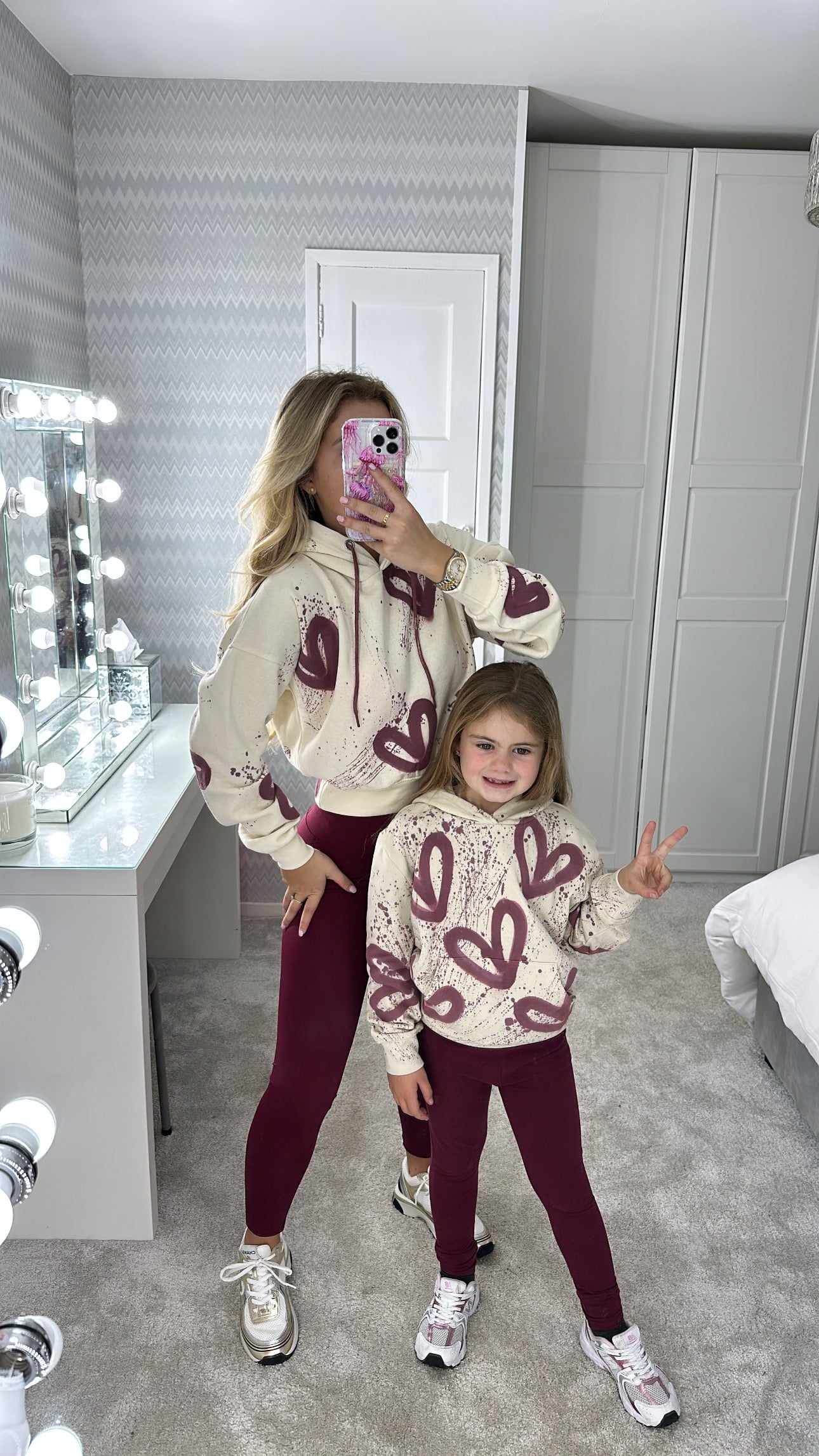 Kids burgundy hoodie✌🏼