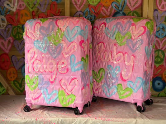 Pink heart suitcase🩷