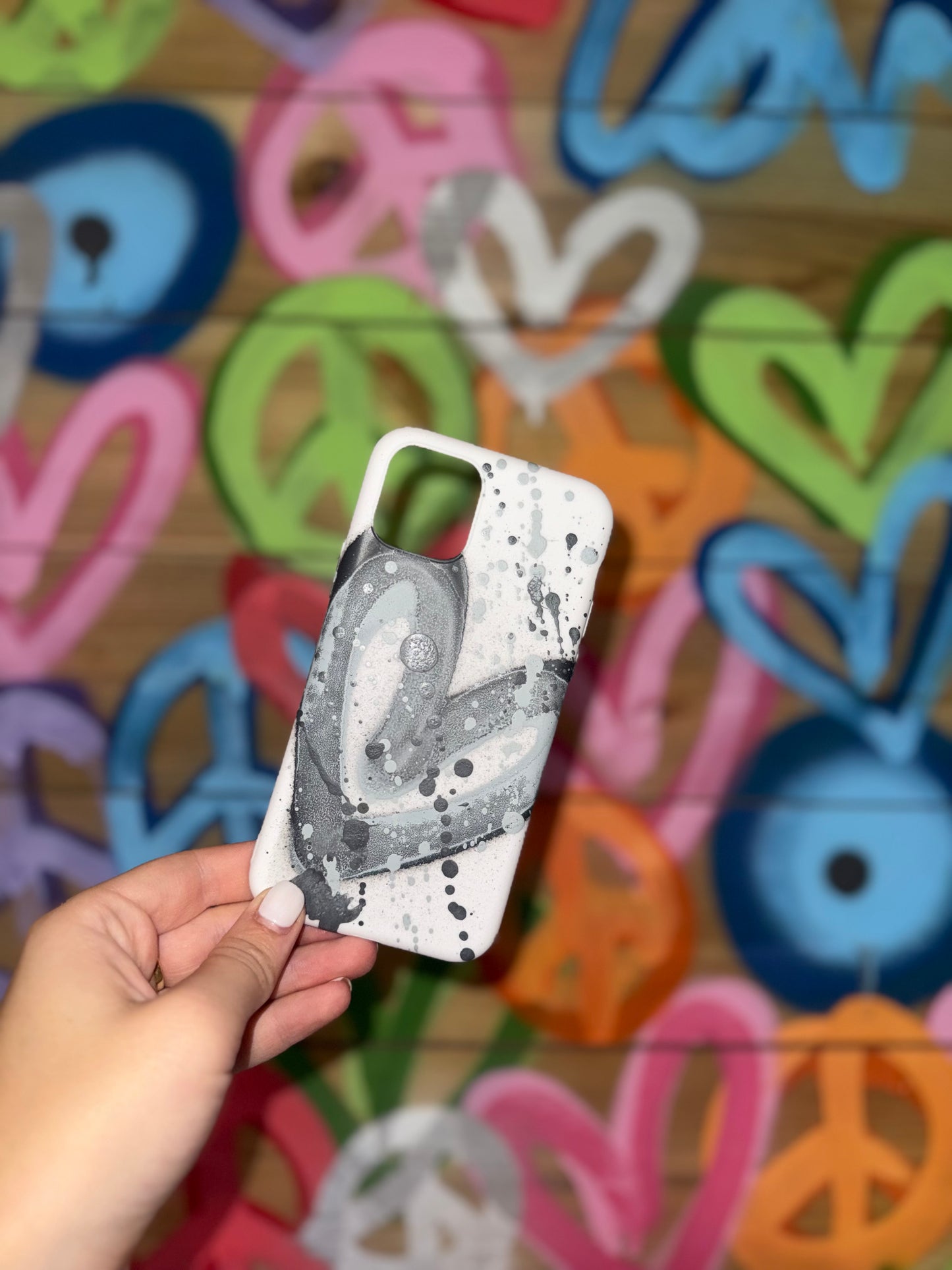 Create your own phone case✨