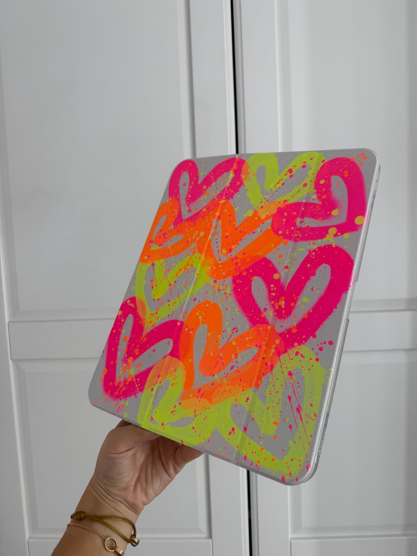 Neon heart iPad case✨