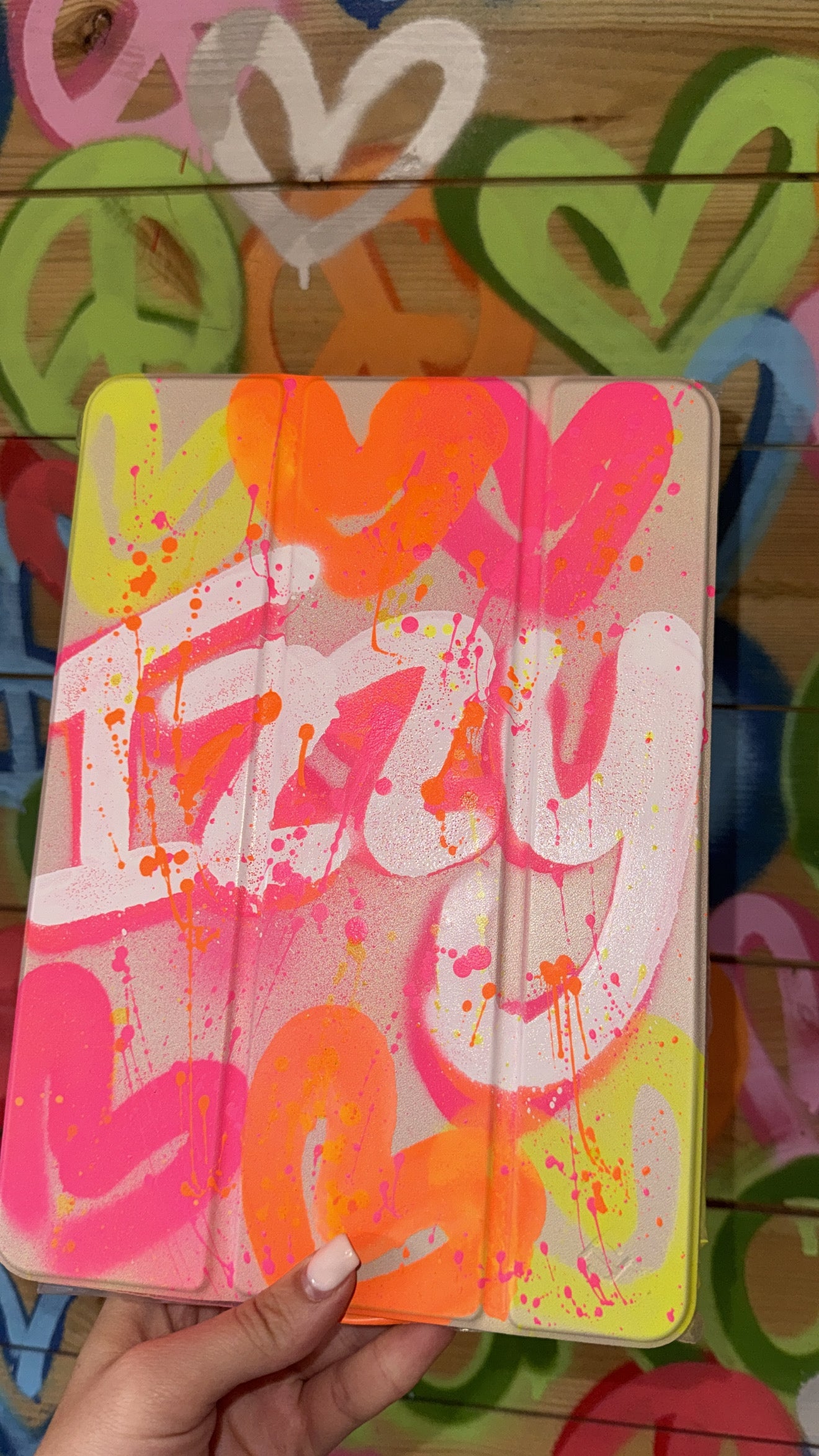 Personalised neon iPad case🌟